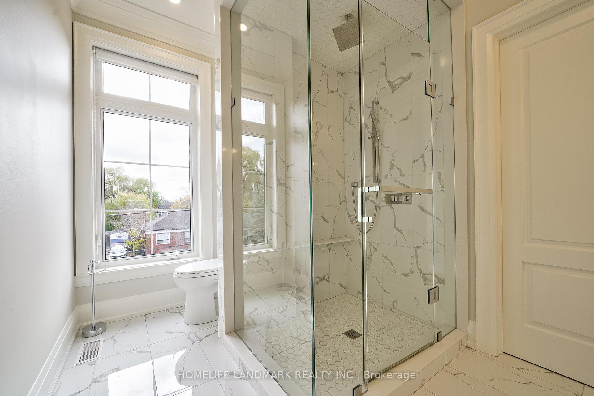 110 Mcallister Road photo 33