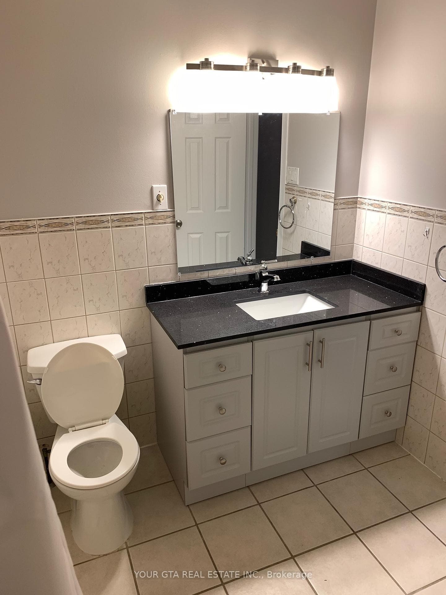 147 Bonham Blvd Boulevard Unit upper photo 7