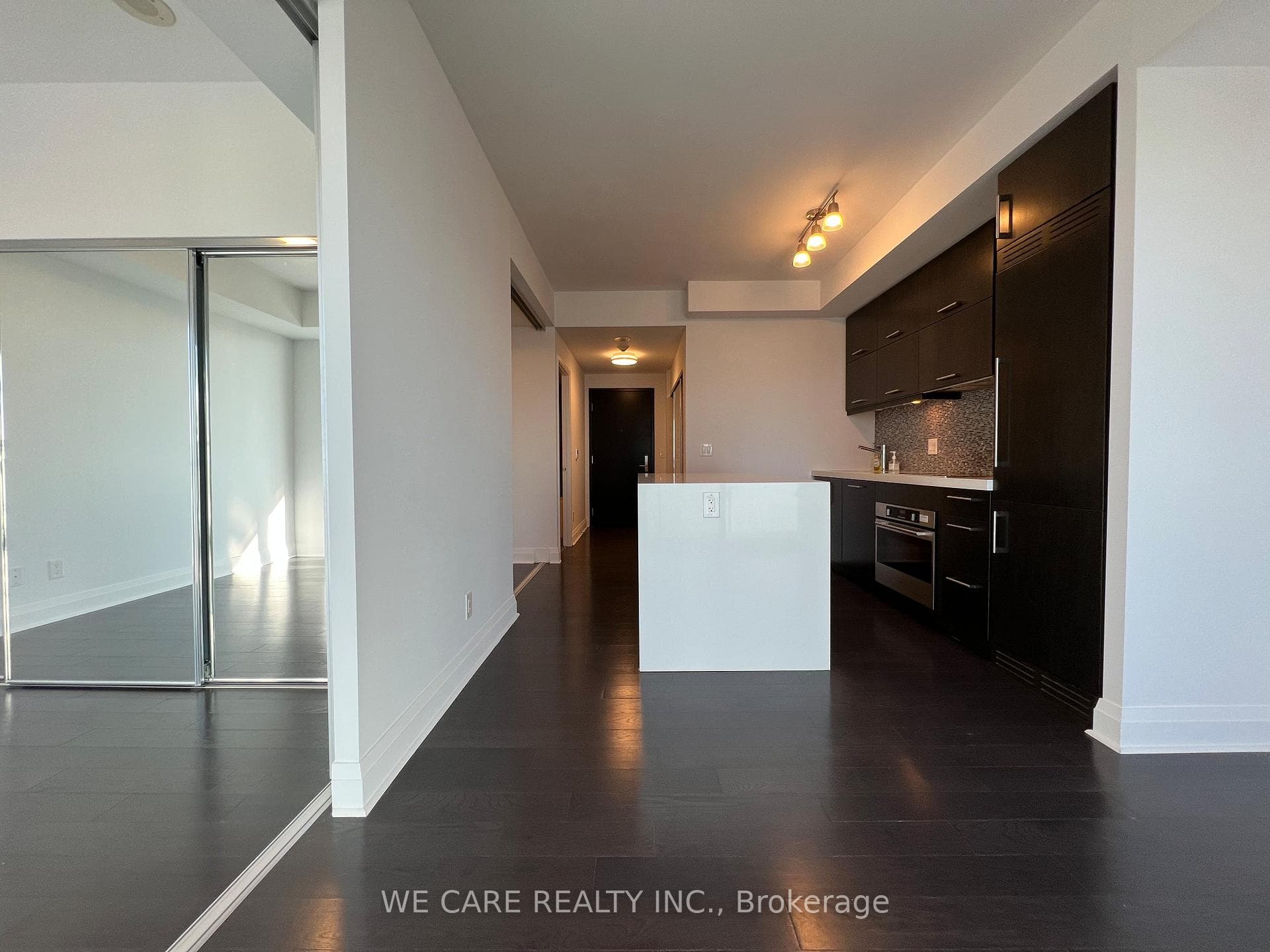 65 St Mary Street Unit 3008 photo 9