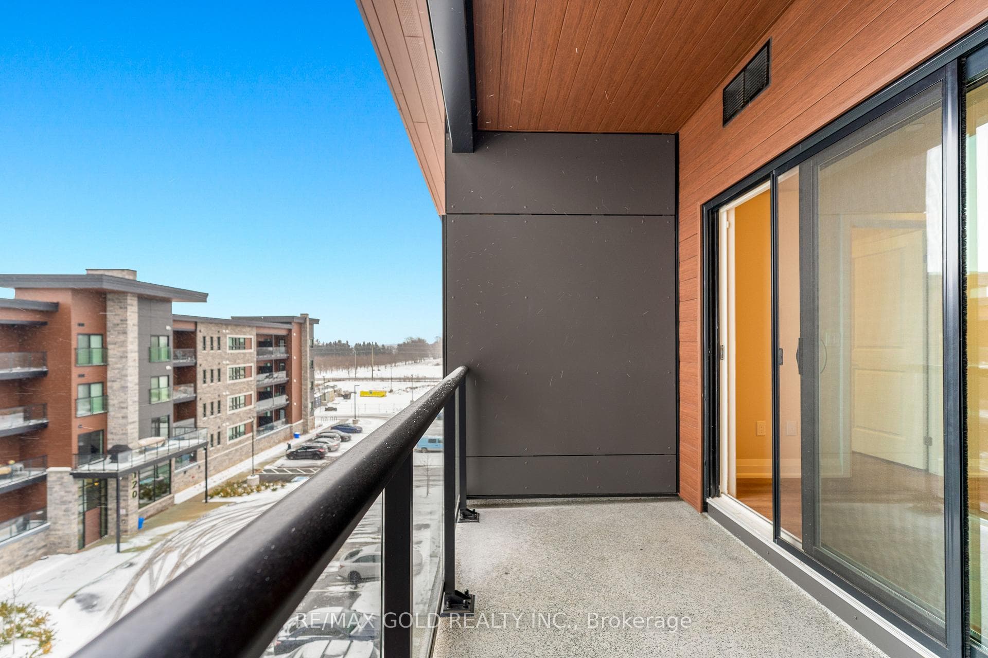 118 Summersides Boulevard Unit 401 photo 22