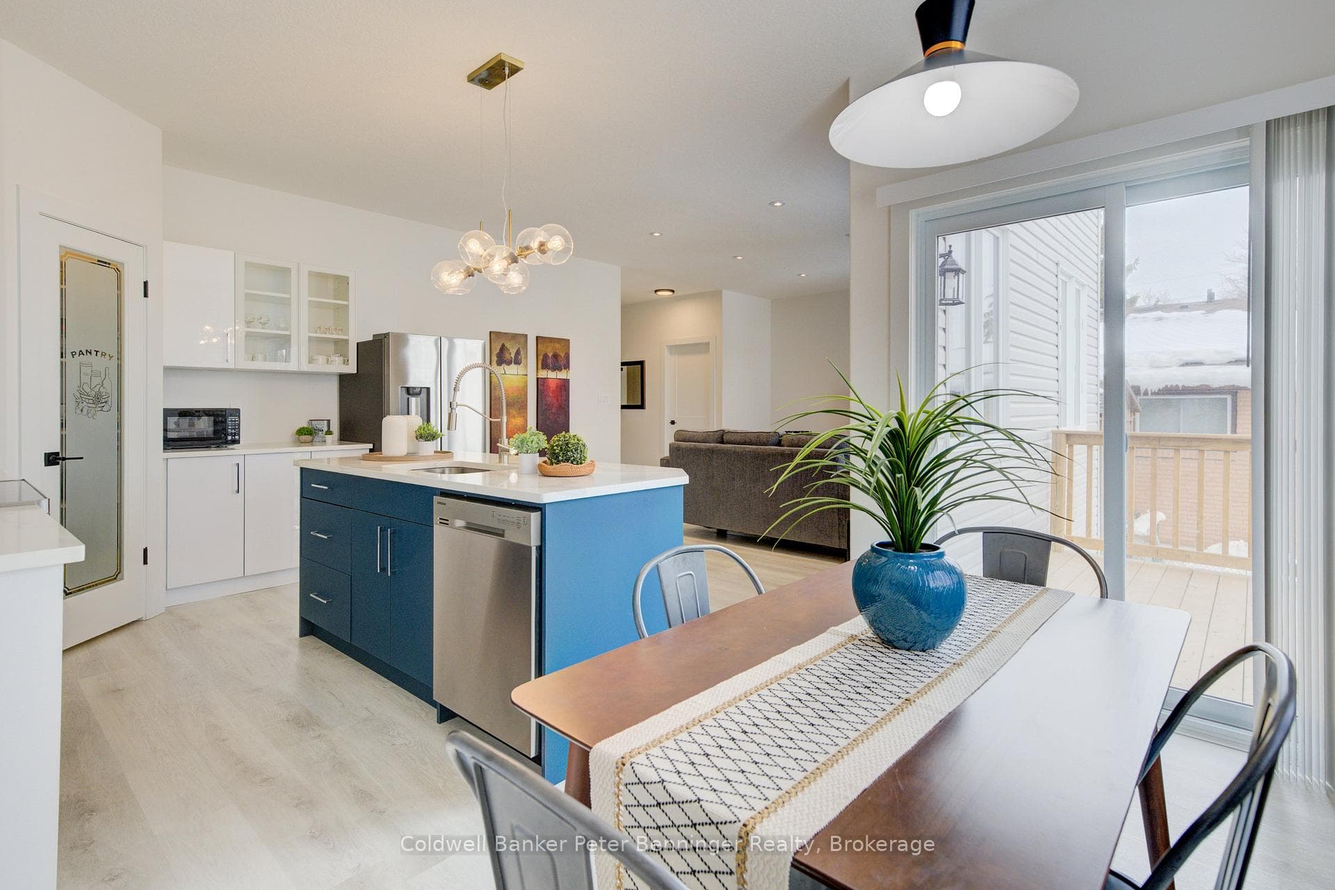 41 Queensway Drive photo 16