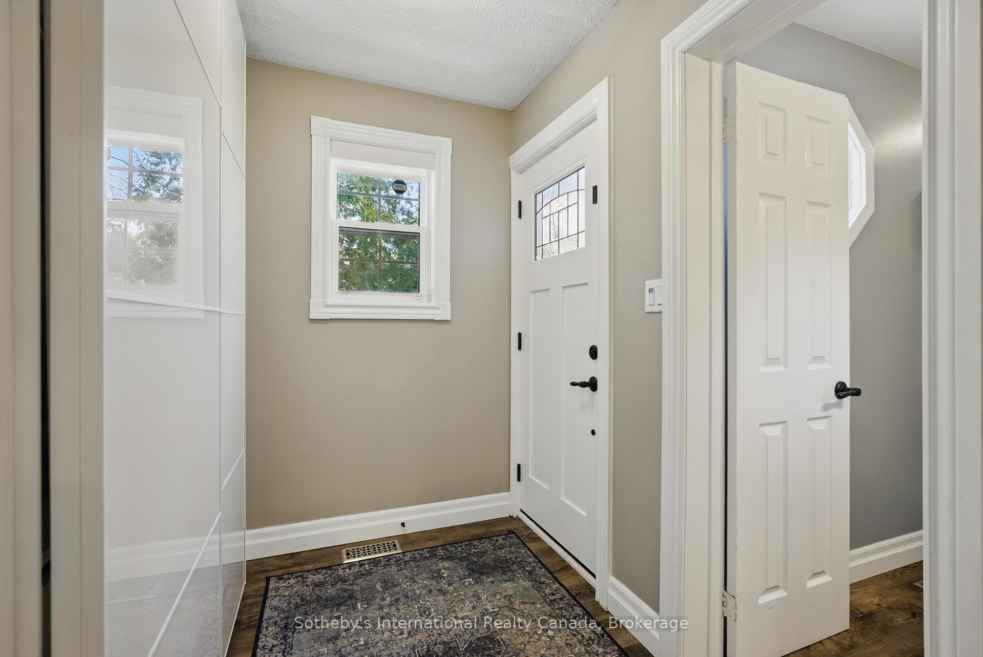 Front Entranceway