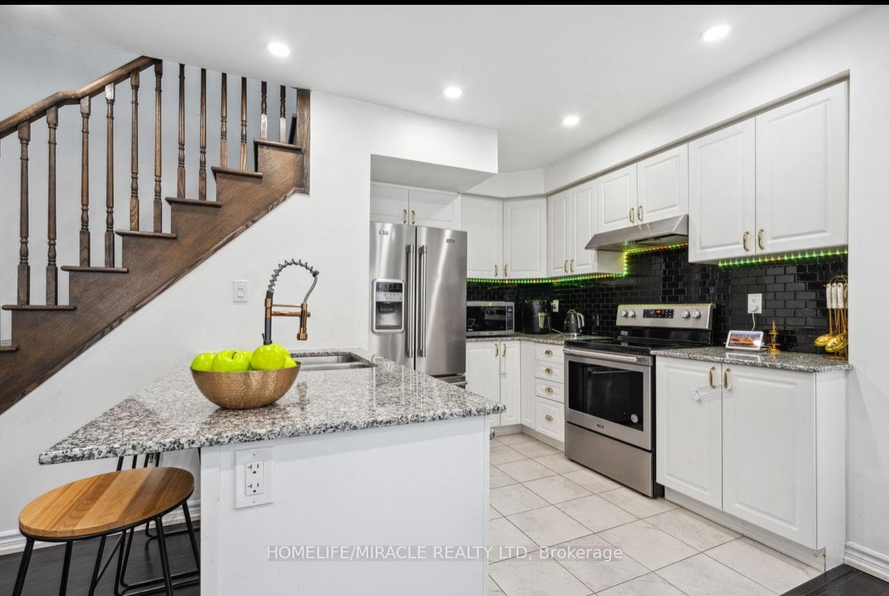 200 Veterans Drive Unit 32 photo 5