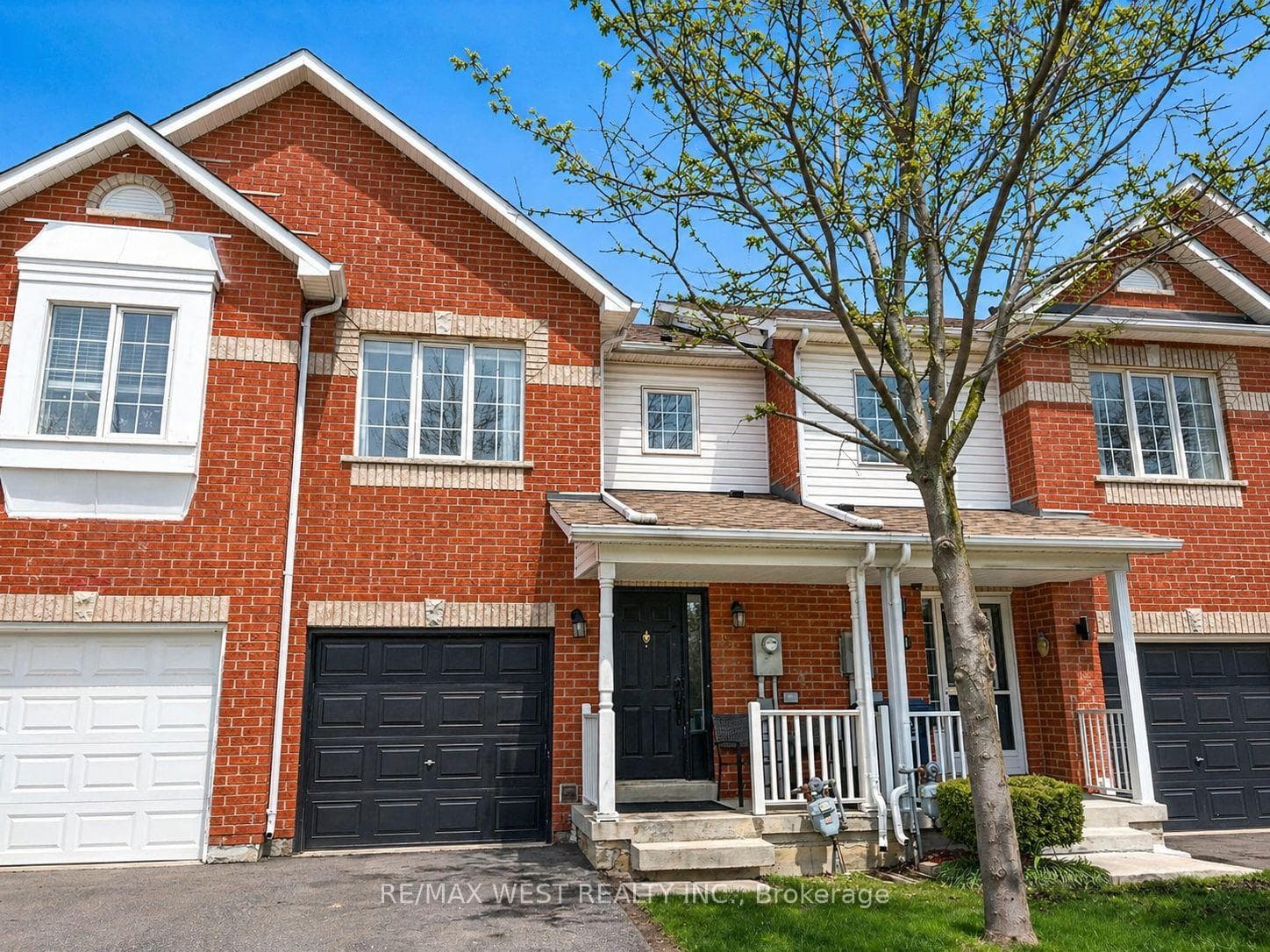 49 Mare Crescent photo 1