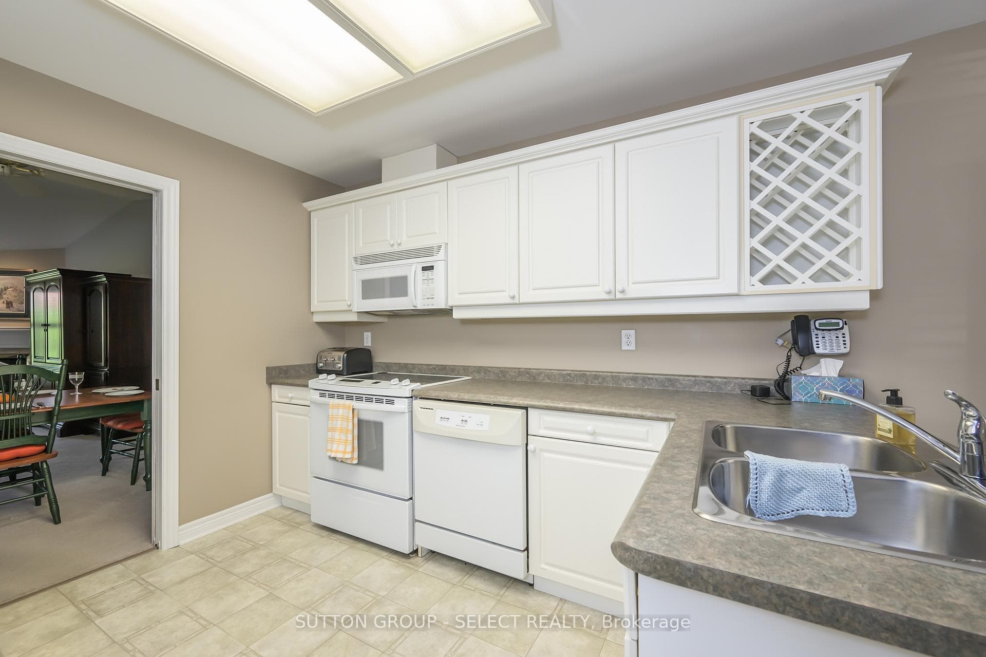 505 Cranbrook Road Unit 30 photo 12