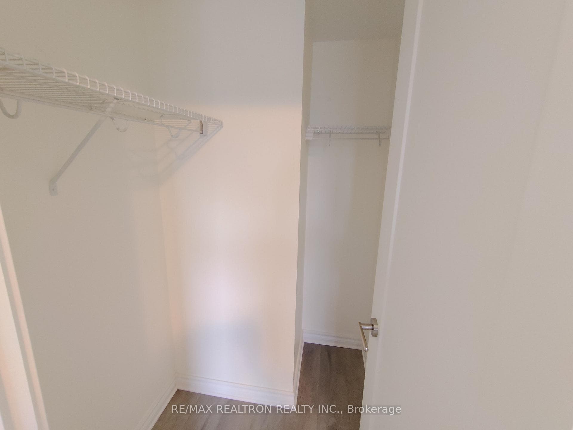 88 Scott Street Unit 2904 photo 13