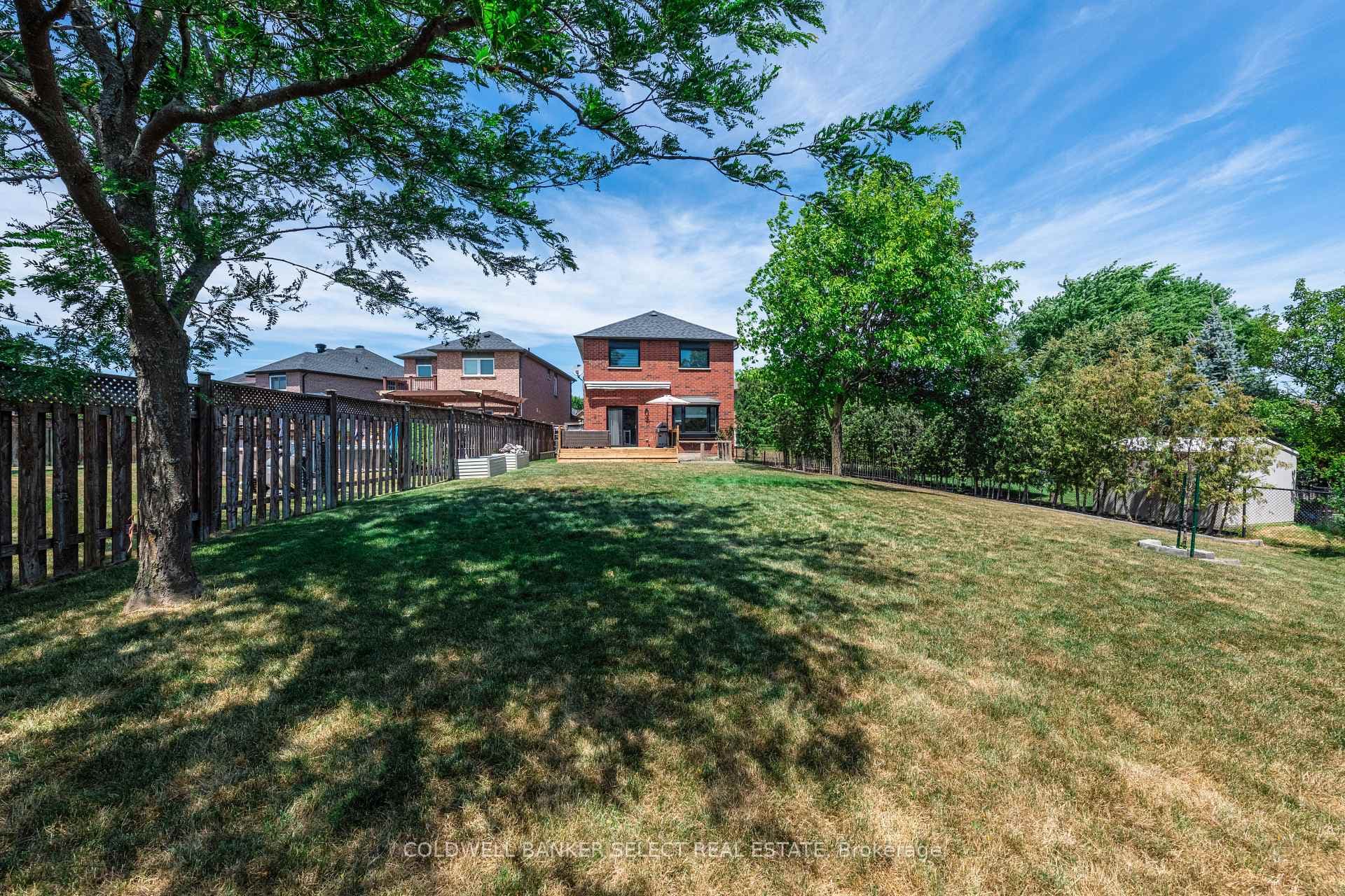 32 Coolspring Crescent photo 30