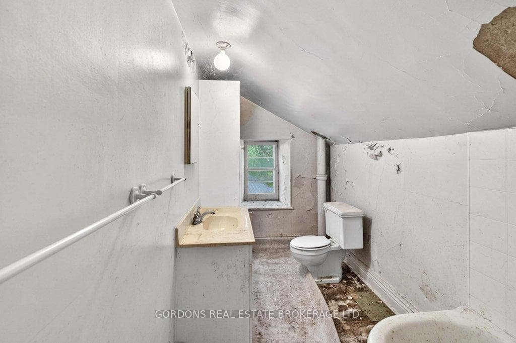 1000 Unity Road photo 43