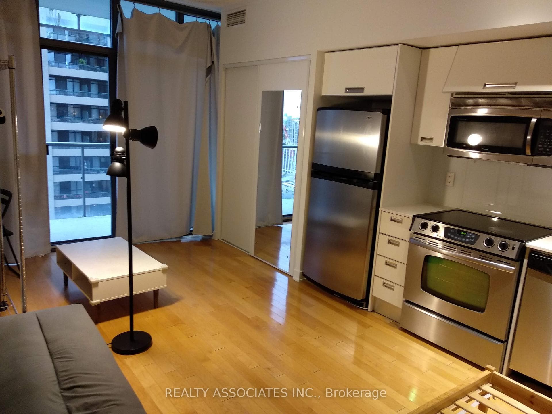 33 Charles Street Unit 2210 photo 15