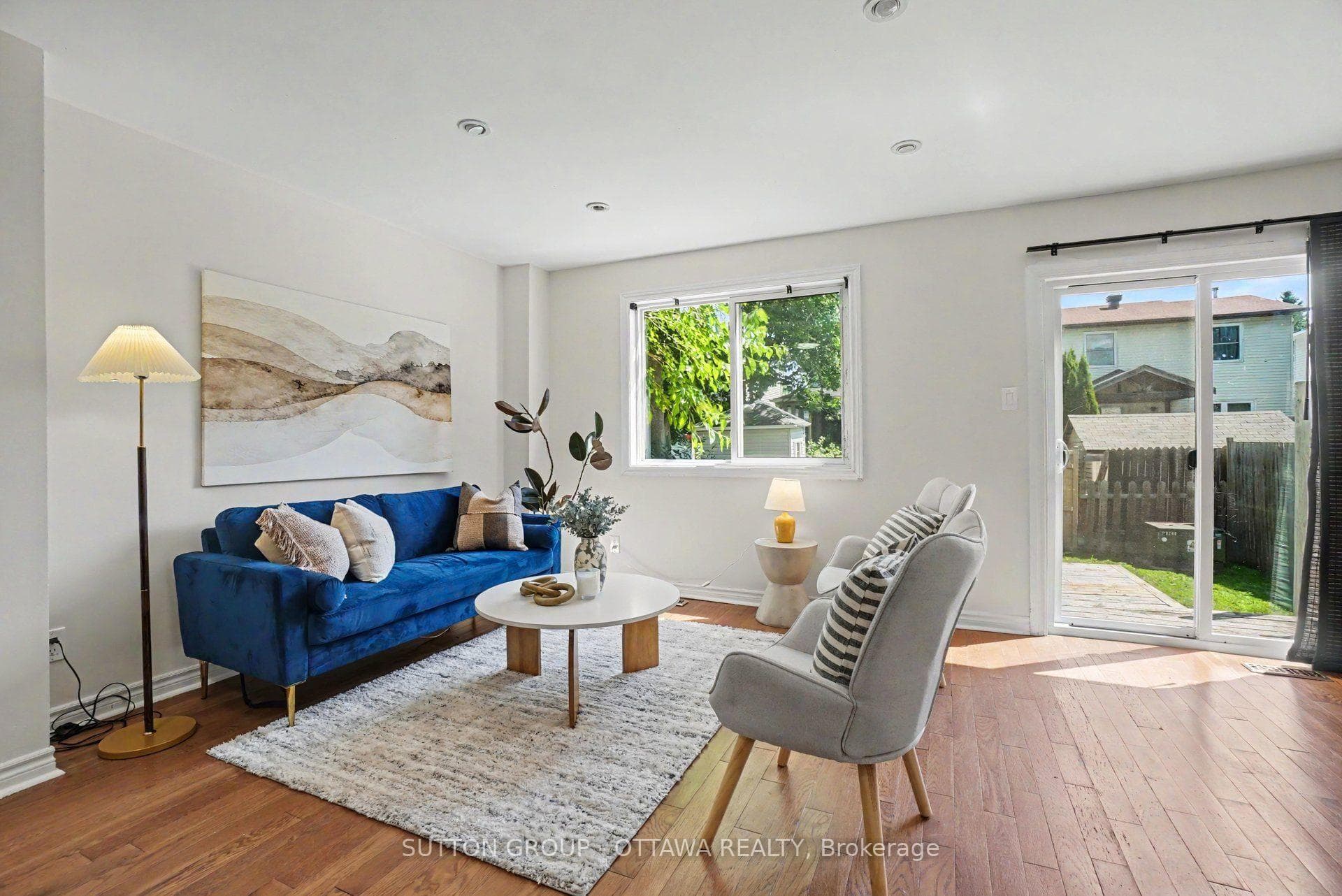 1833 BROUSSEAU Crescent photo 5