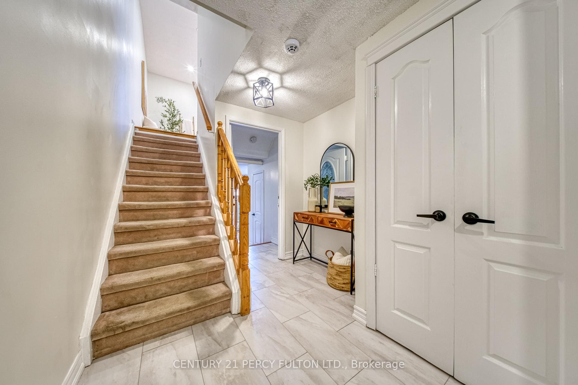 1350 Glenanna Road Unit 7 photo 4