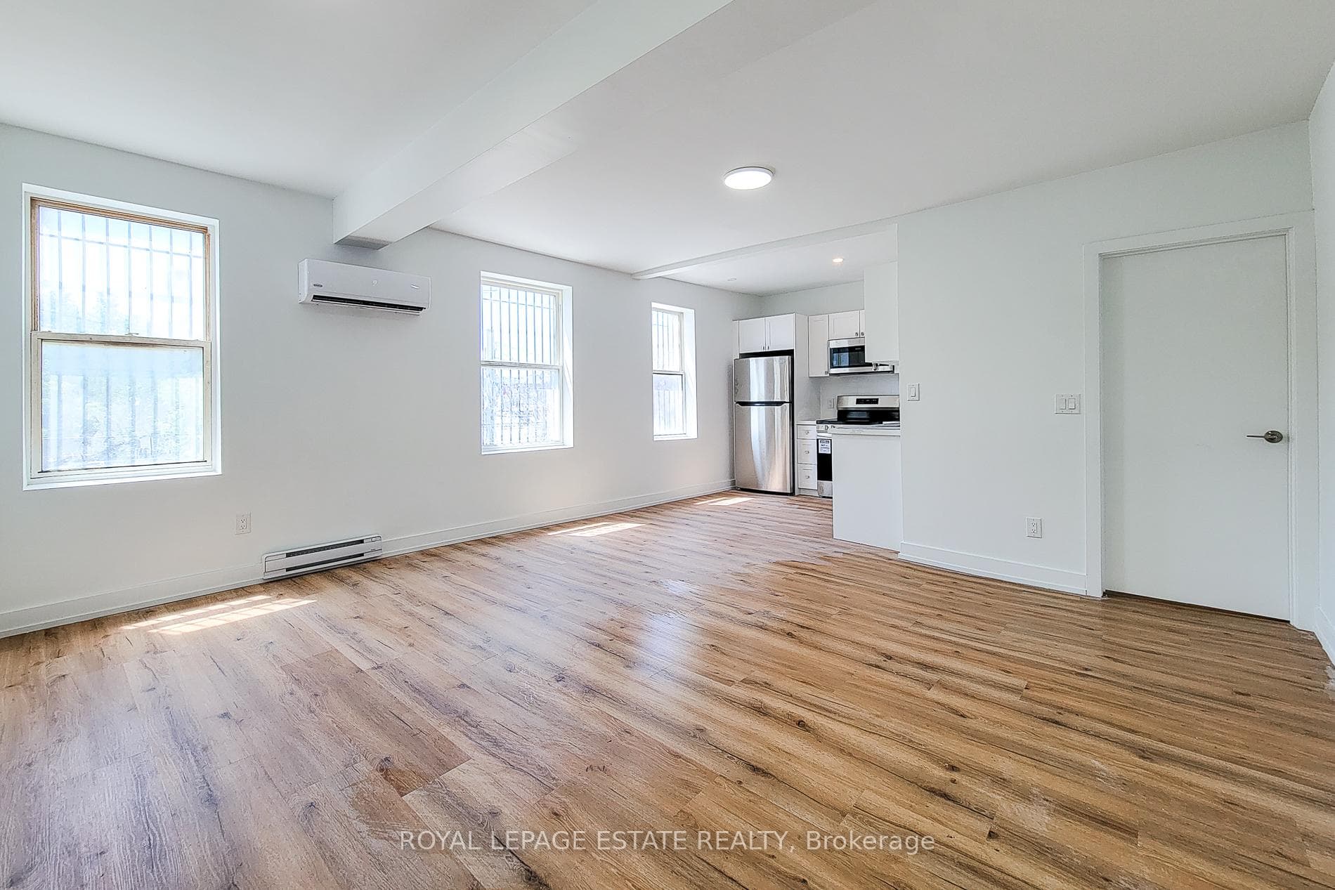 1052 Barton Street Unit 2 photo 17