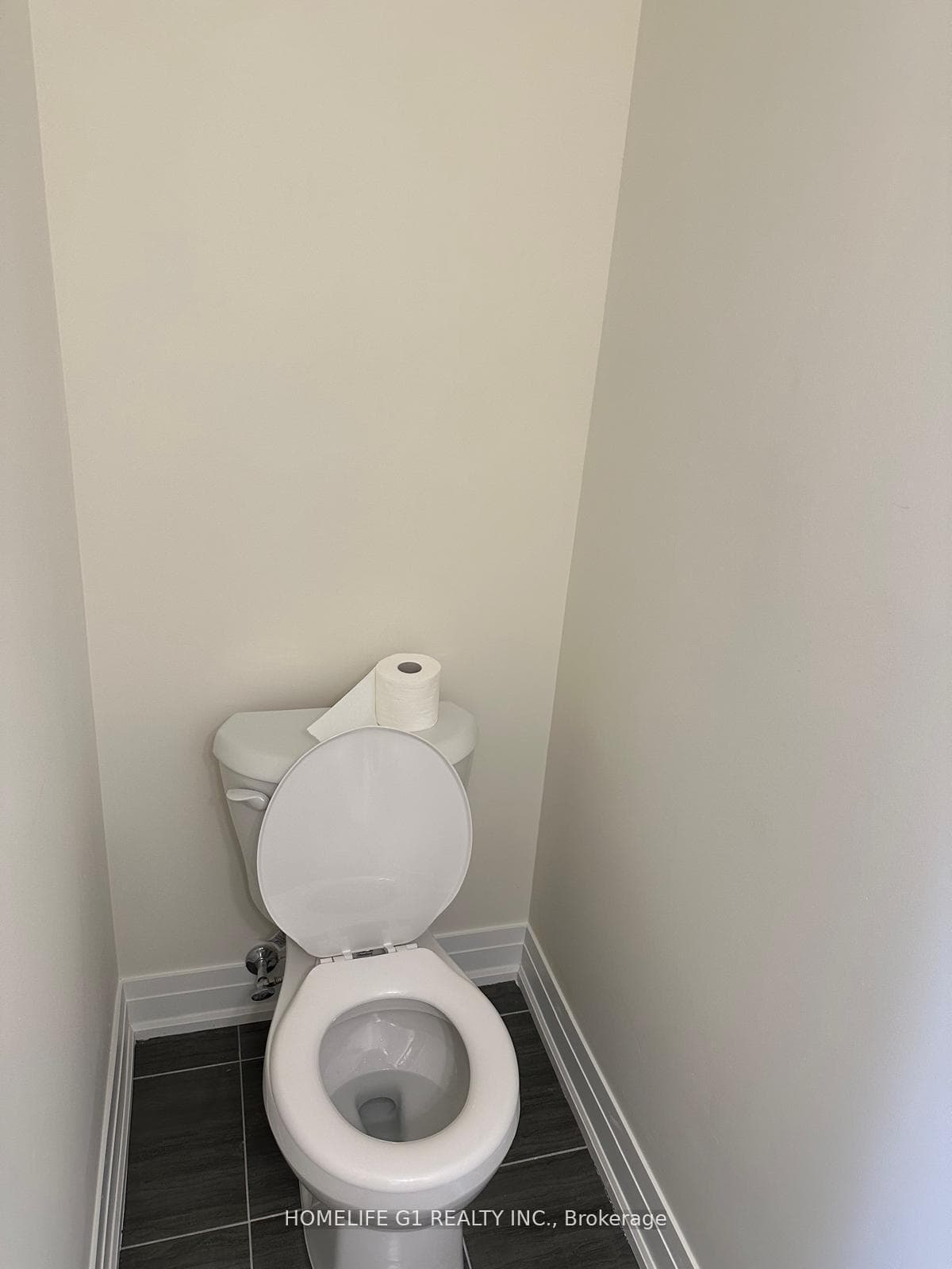 755 Omega Drive Unit 211 photo 22