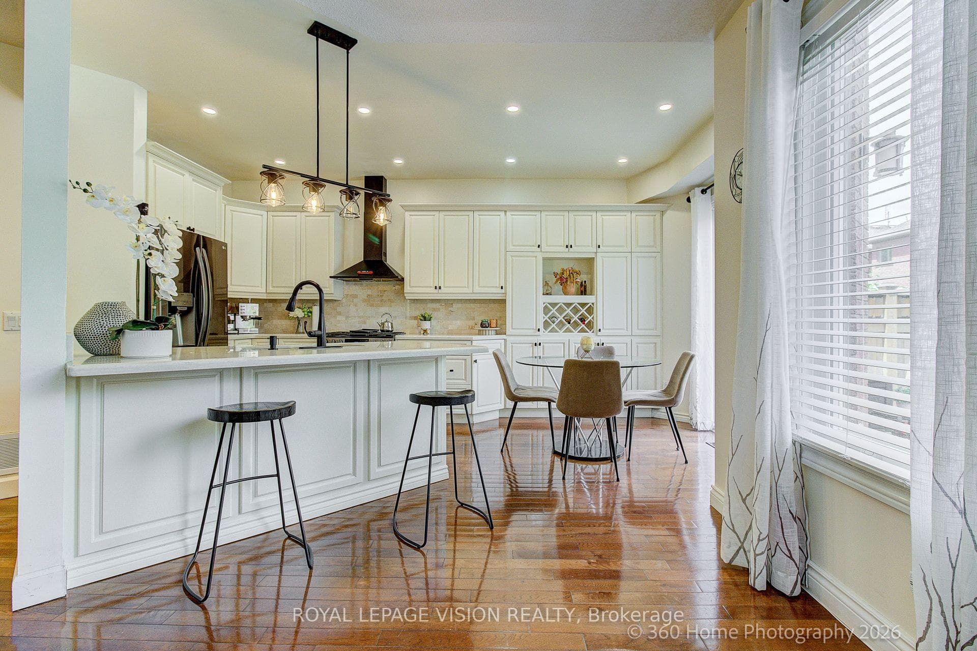 106 Copley Street photo 10