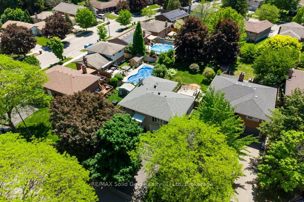 363 Roselawn Place photo 32