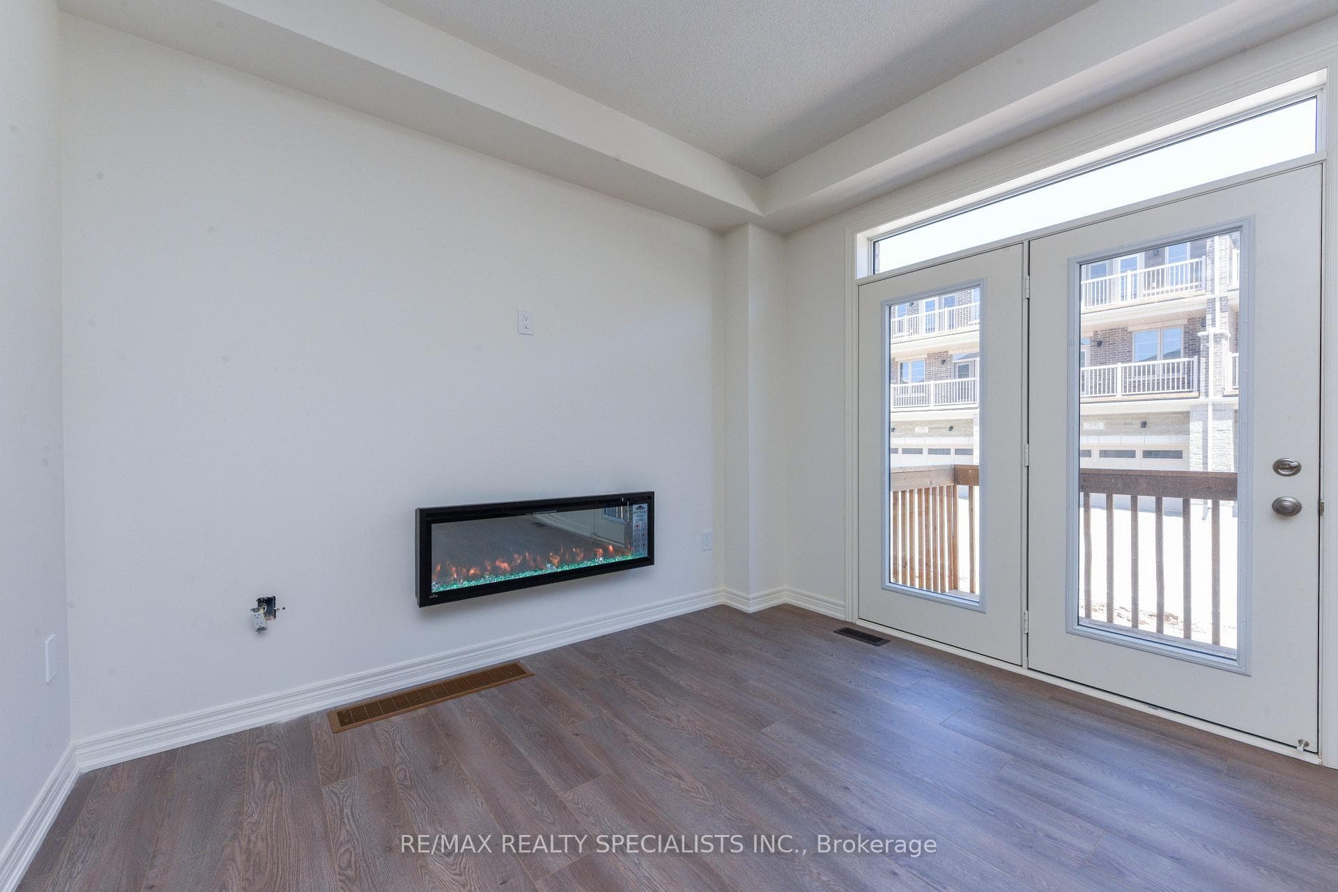 3181 Crystal Drive photo 13