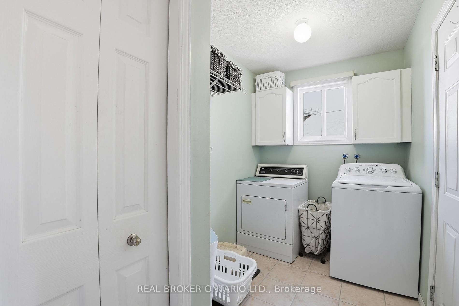 26 Kelly Court photo 34