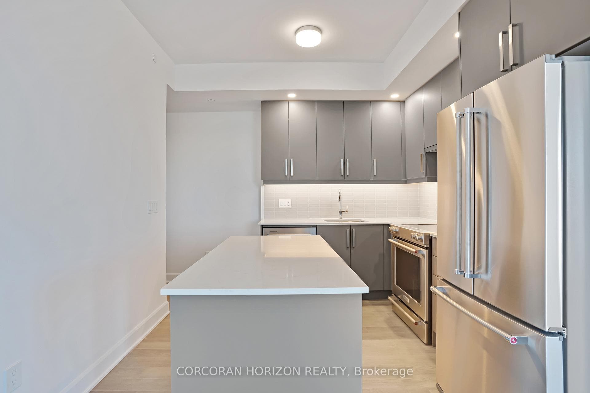 3240 William Coltson Avenue Unit 1013 photo 19
