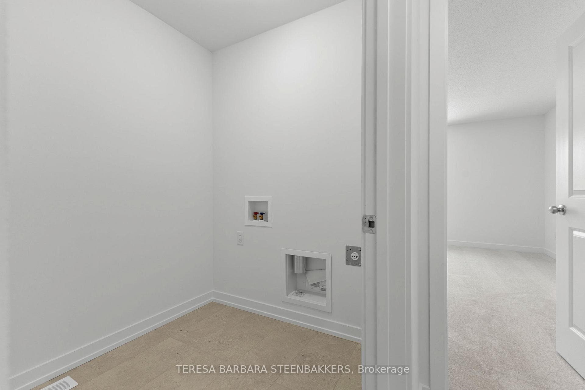Upper floor Laundry