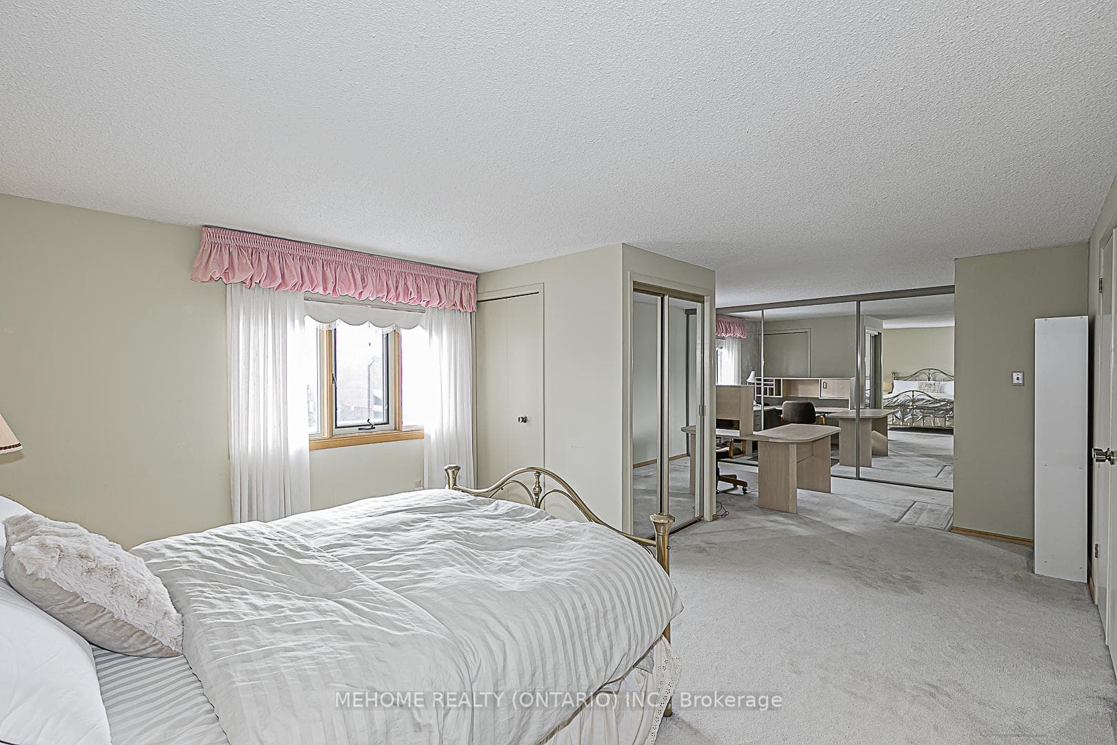 5 Chiefswood Square photo 22