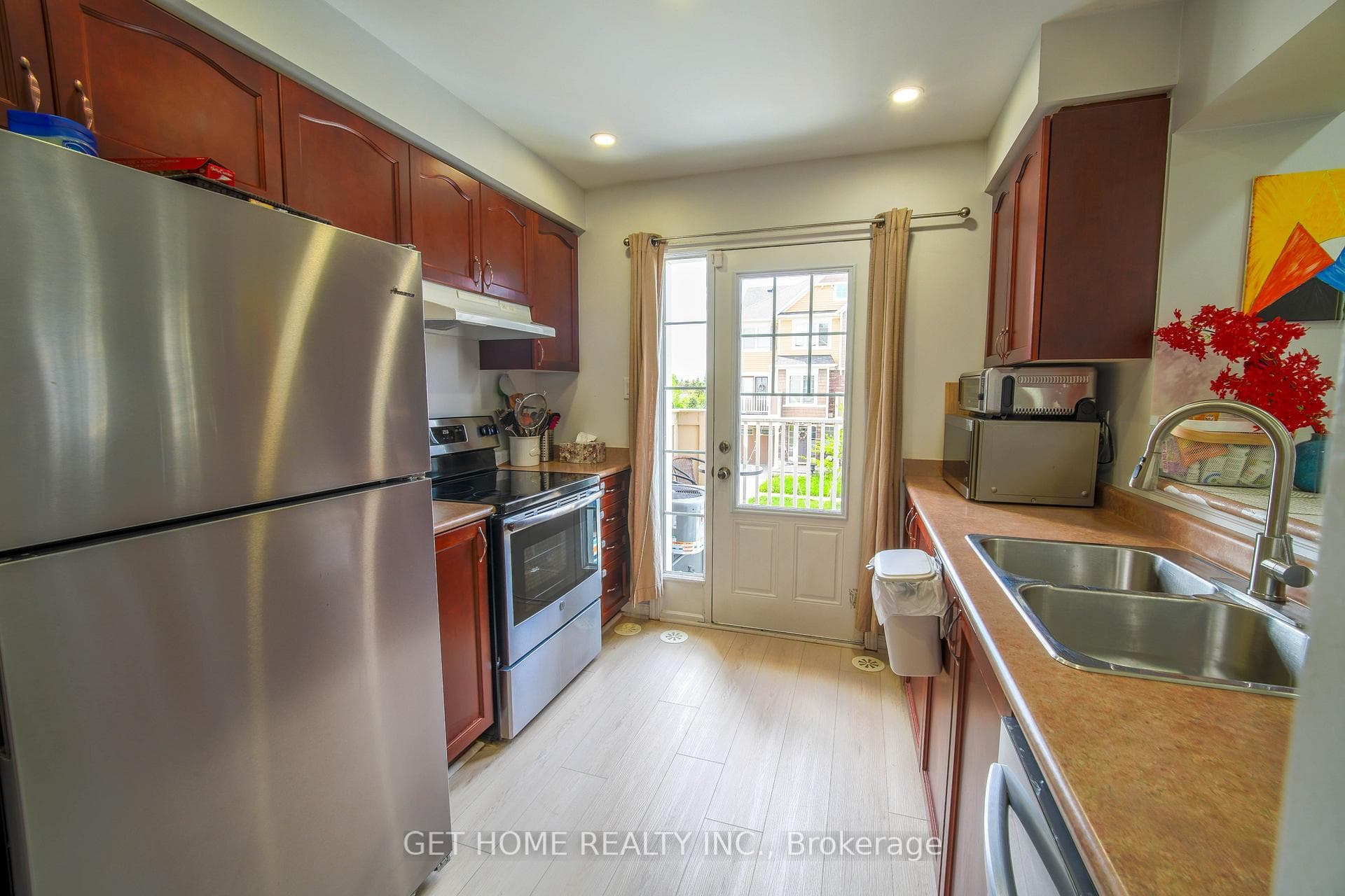 38 Suitor Court photo 7