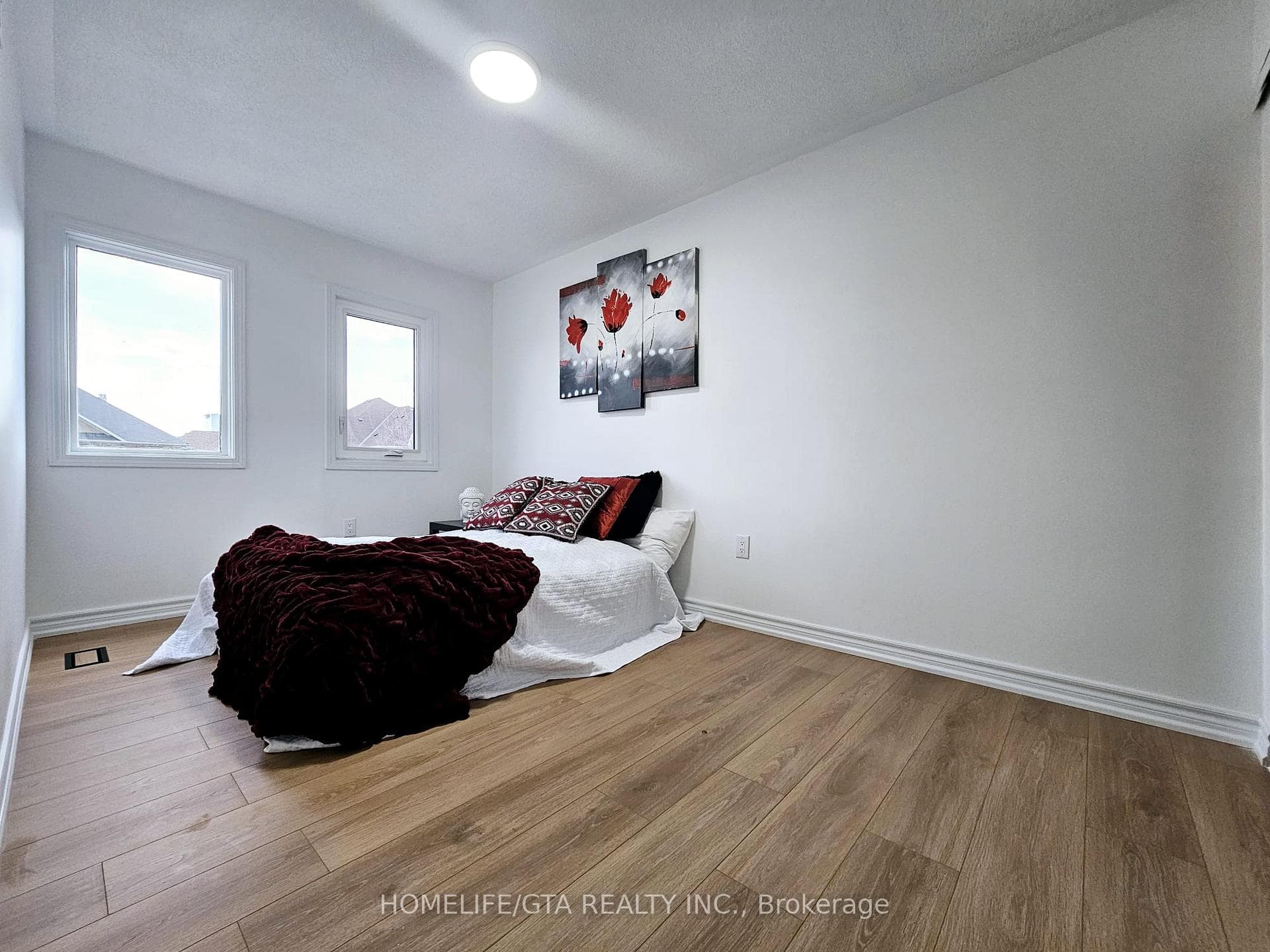 56 Oatfield Road photo 9