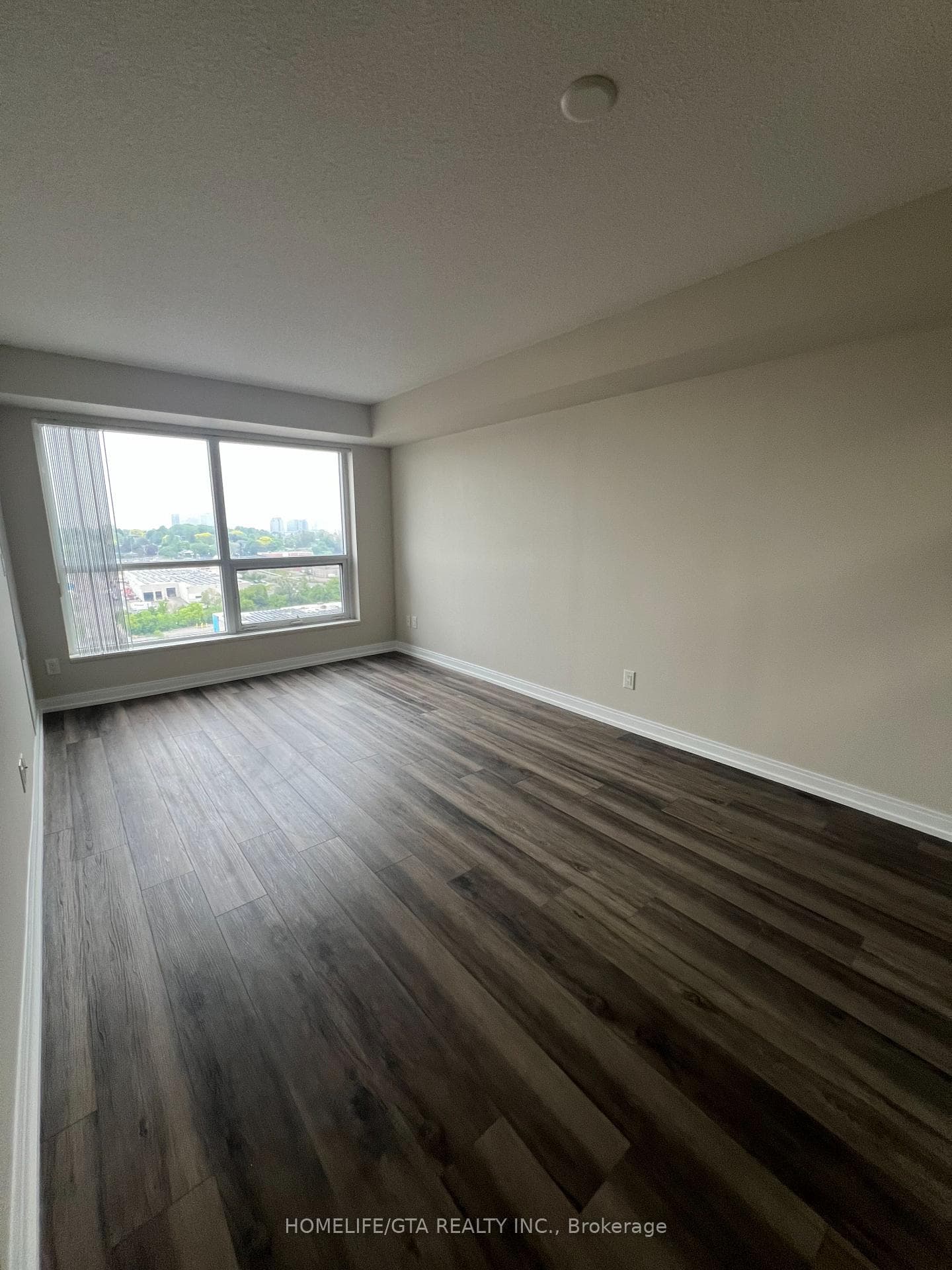 151 Village Green Square Unit 1009 photo 7