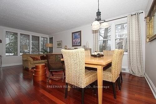 219 Martin Grove Road photo 4
