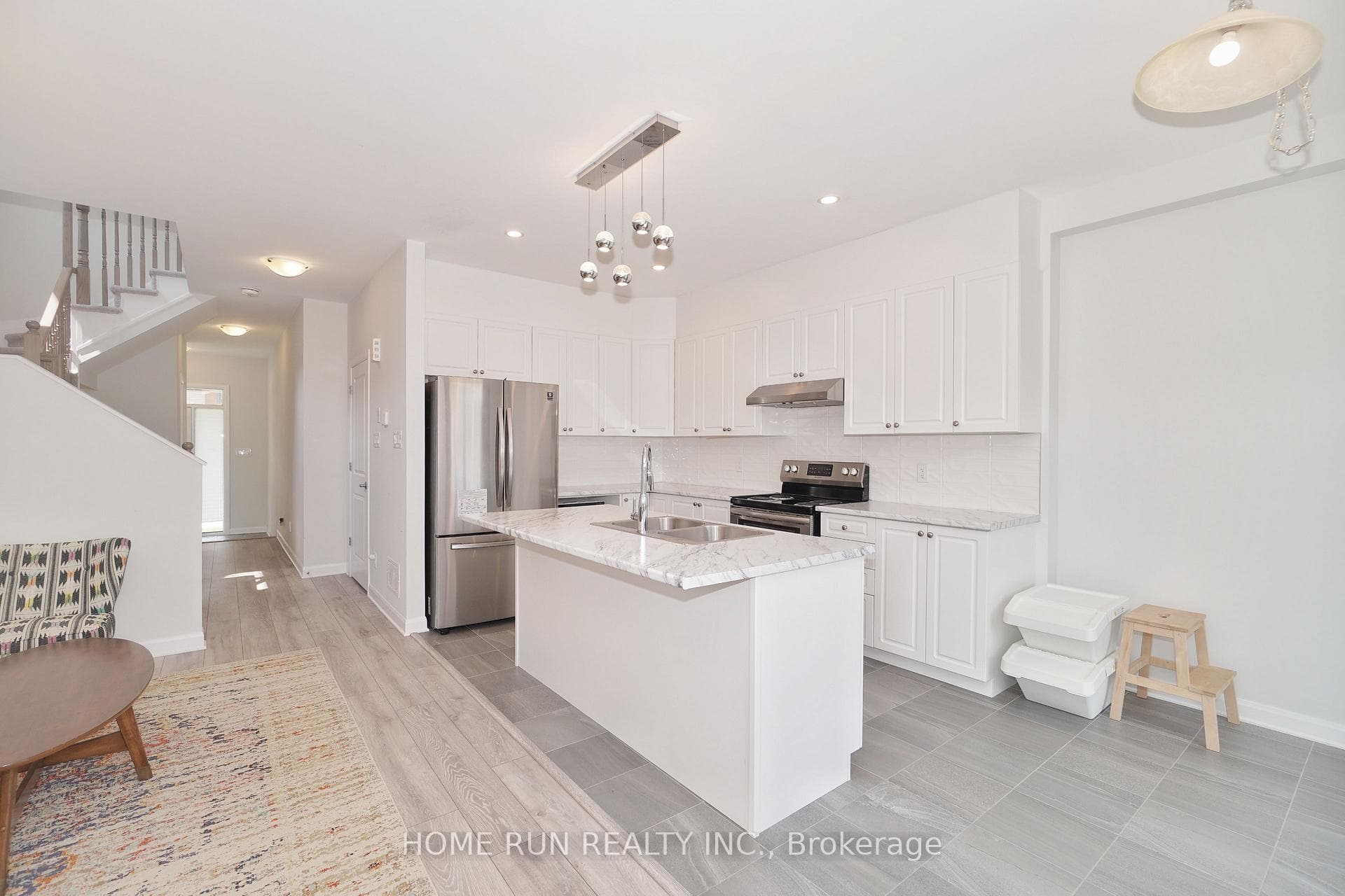 63 NATARE Place photo 8