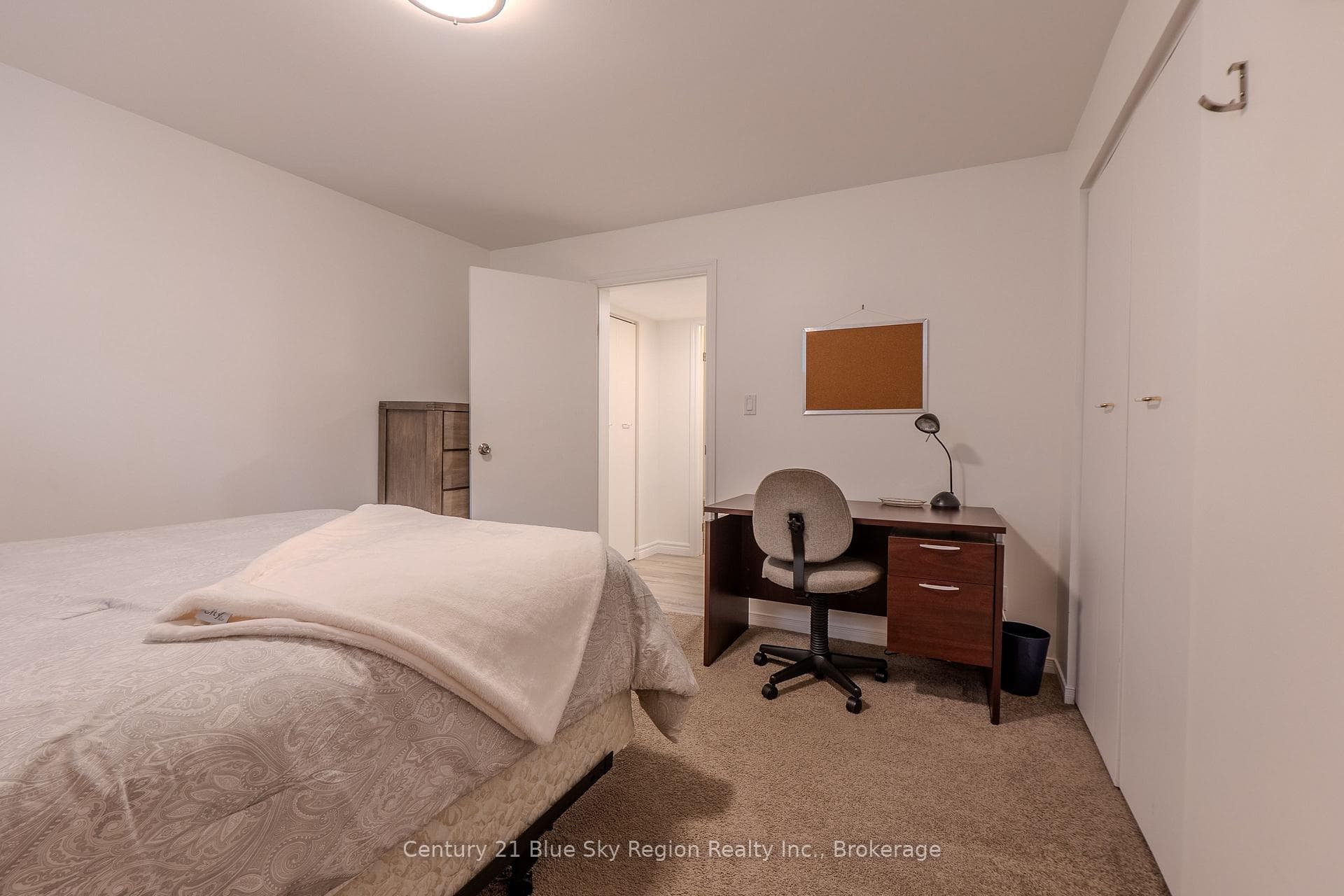 354 Elmwood Avenue photo 38