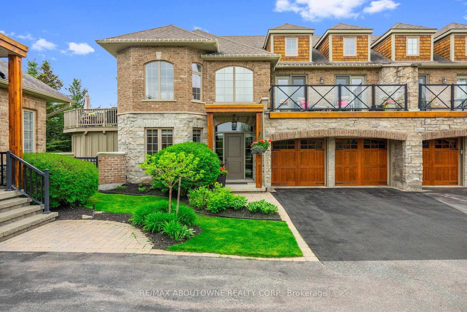 4 Reddington Drive Unit 3 photo 1