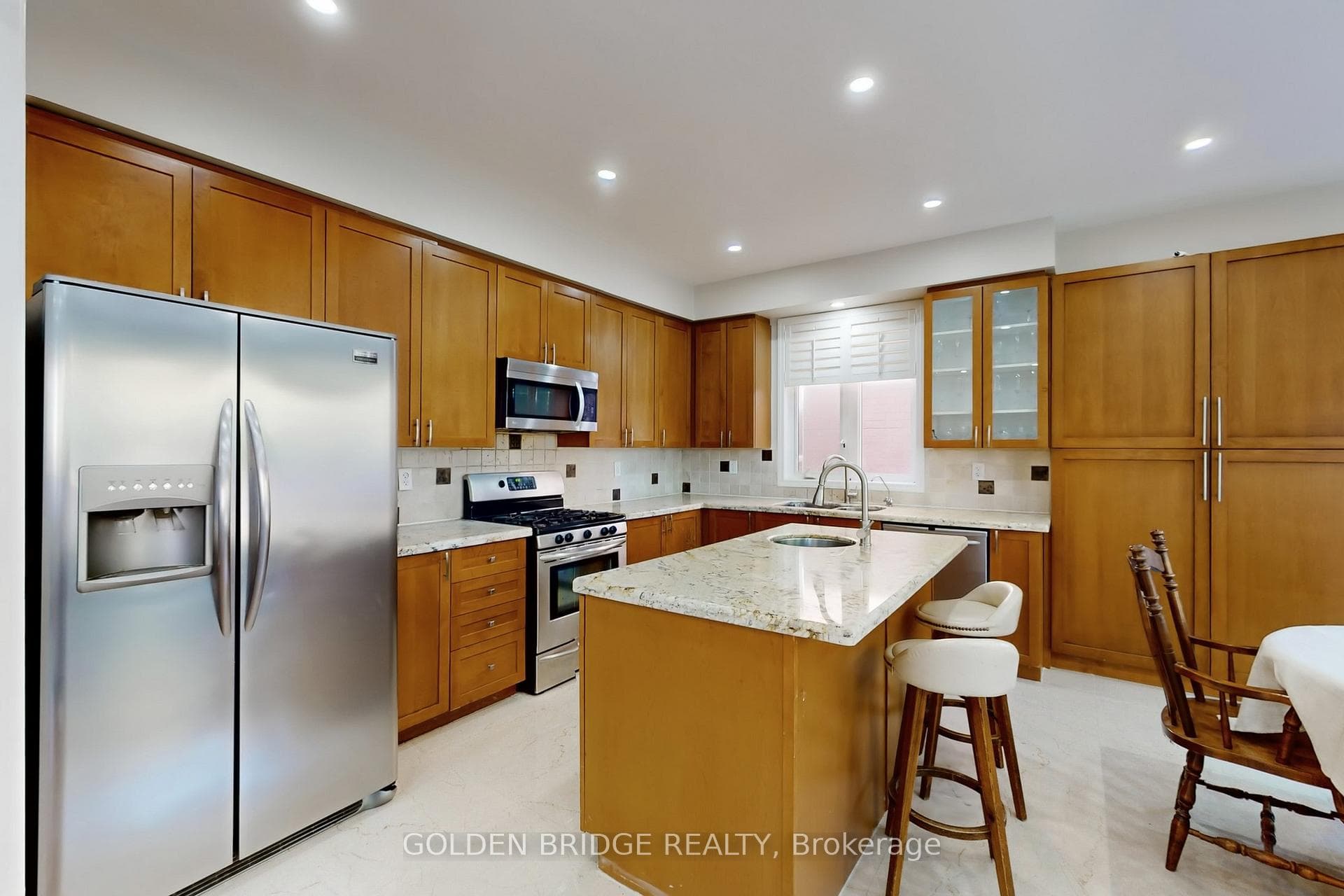 158 Worthington Avenue photo 10