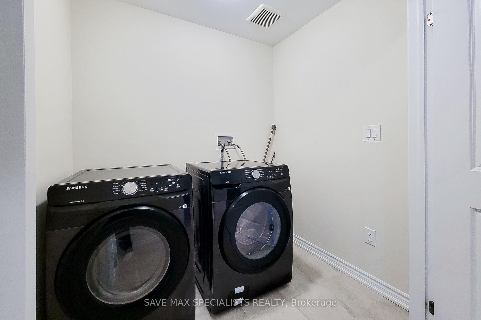 440 Barker Parkway photo 42