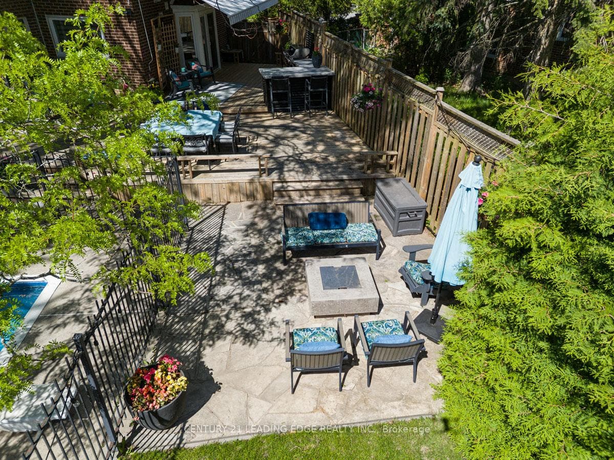 20 Solway Court photo 49