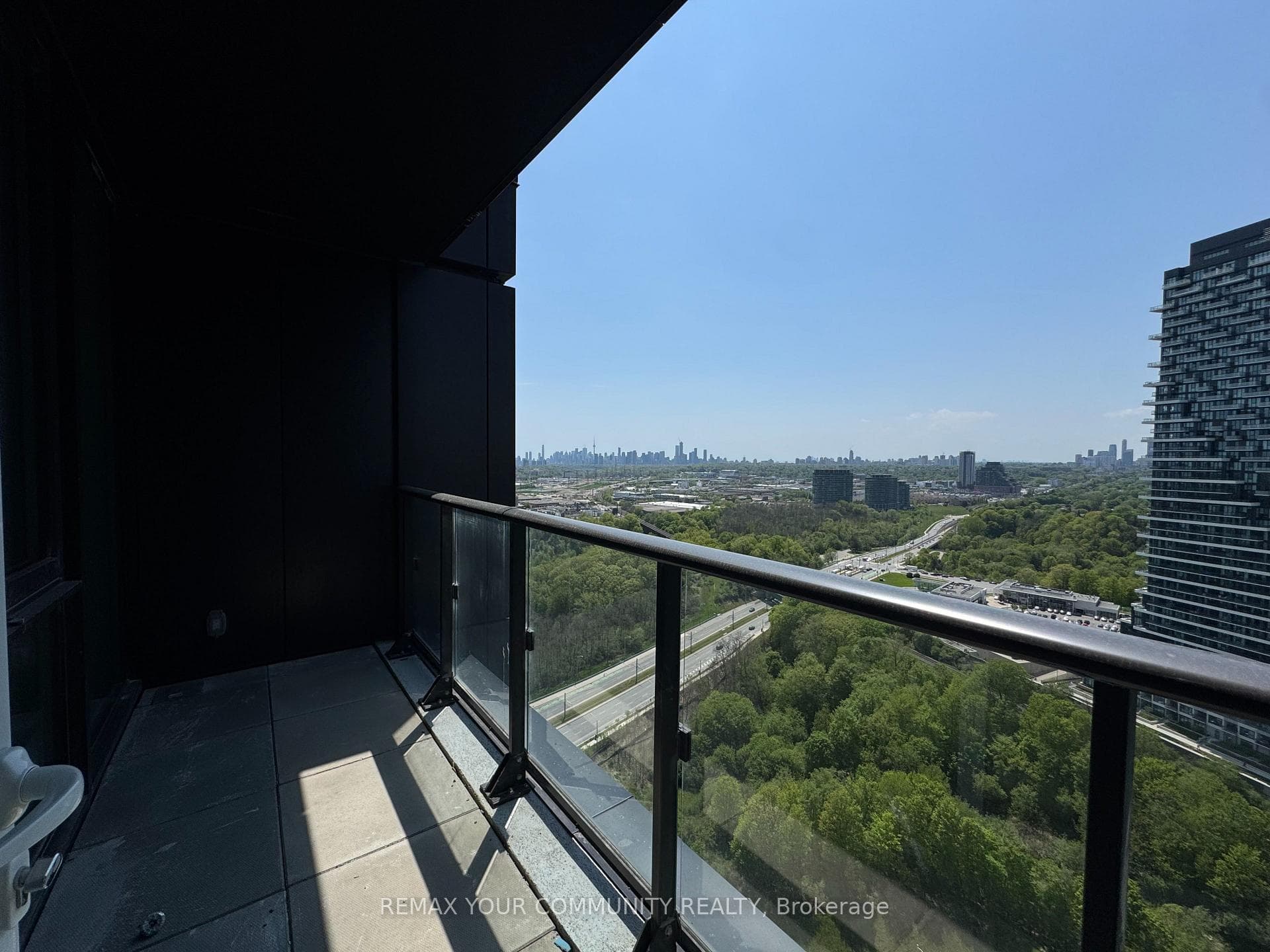 1 Quarrington Lane Unit 2704 photo 8