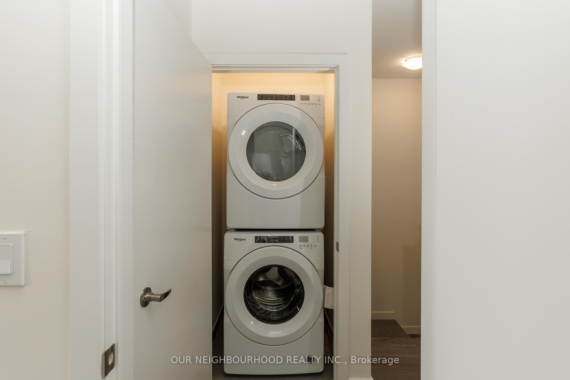 160 Densmore Road Unit 803 photo 13