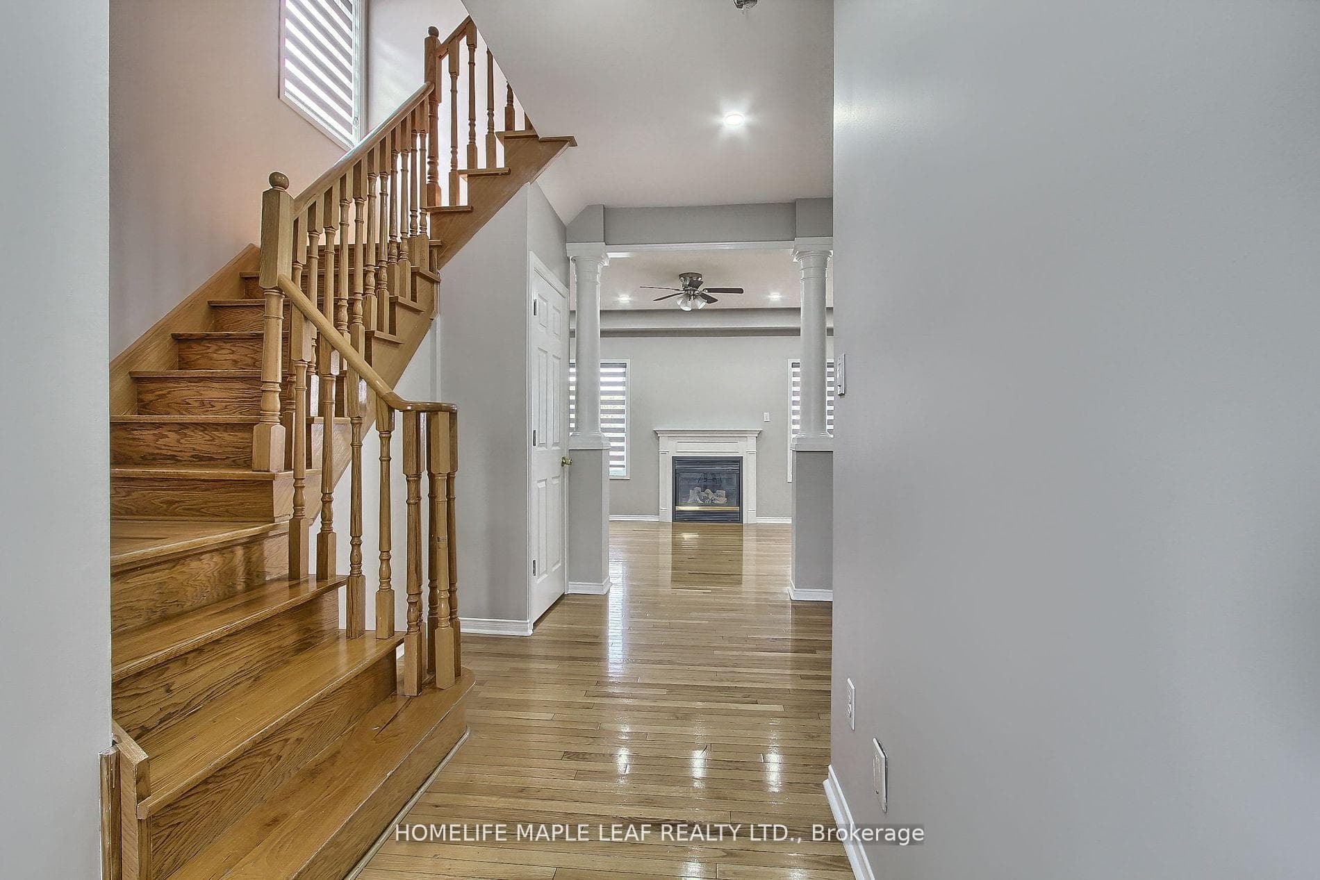 93 Echoridge Drive photo 4