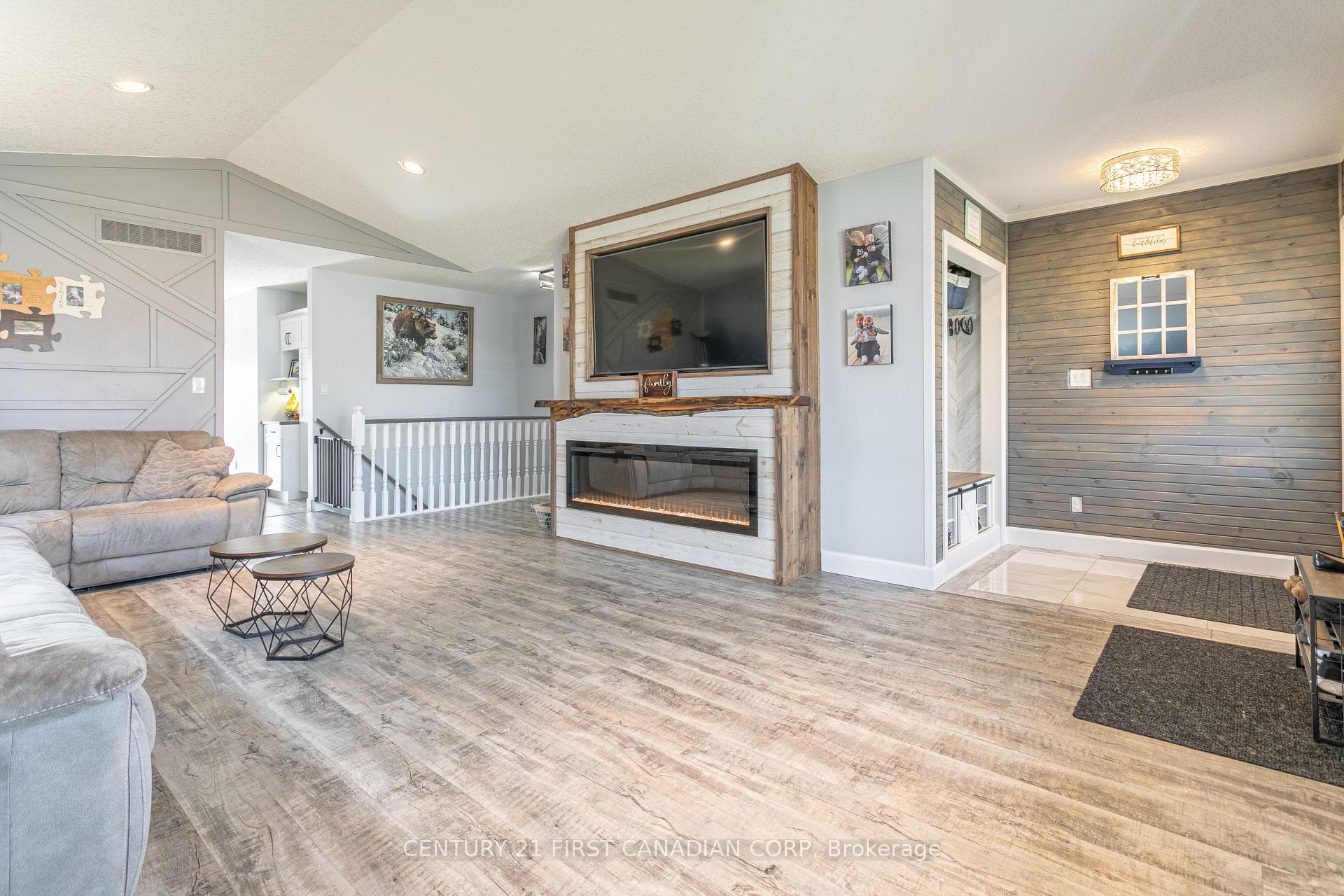 69 SLOAN Drive photo 4
