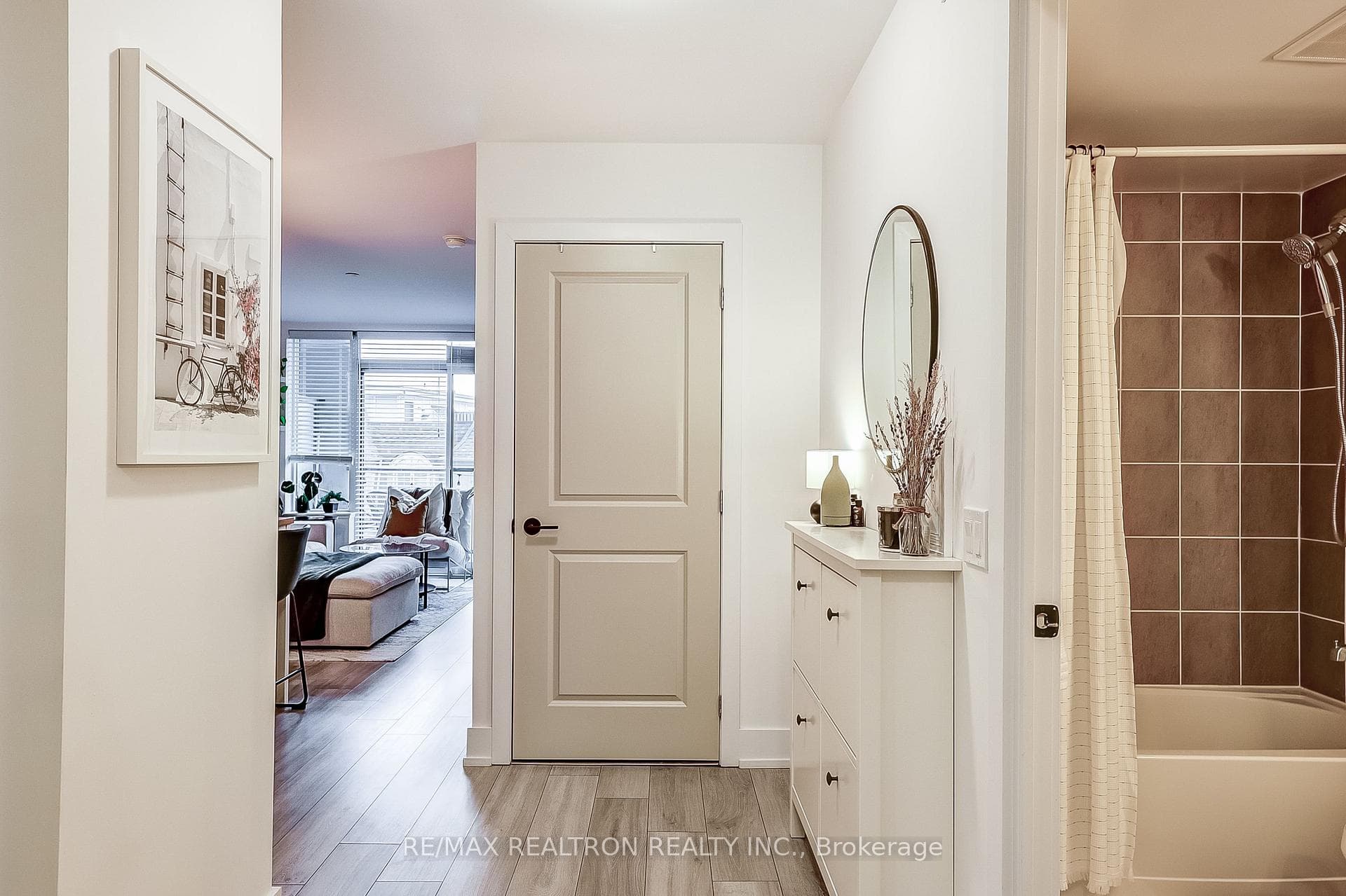 1215 Bayly Street Unit 305 photo 11