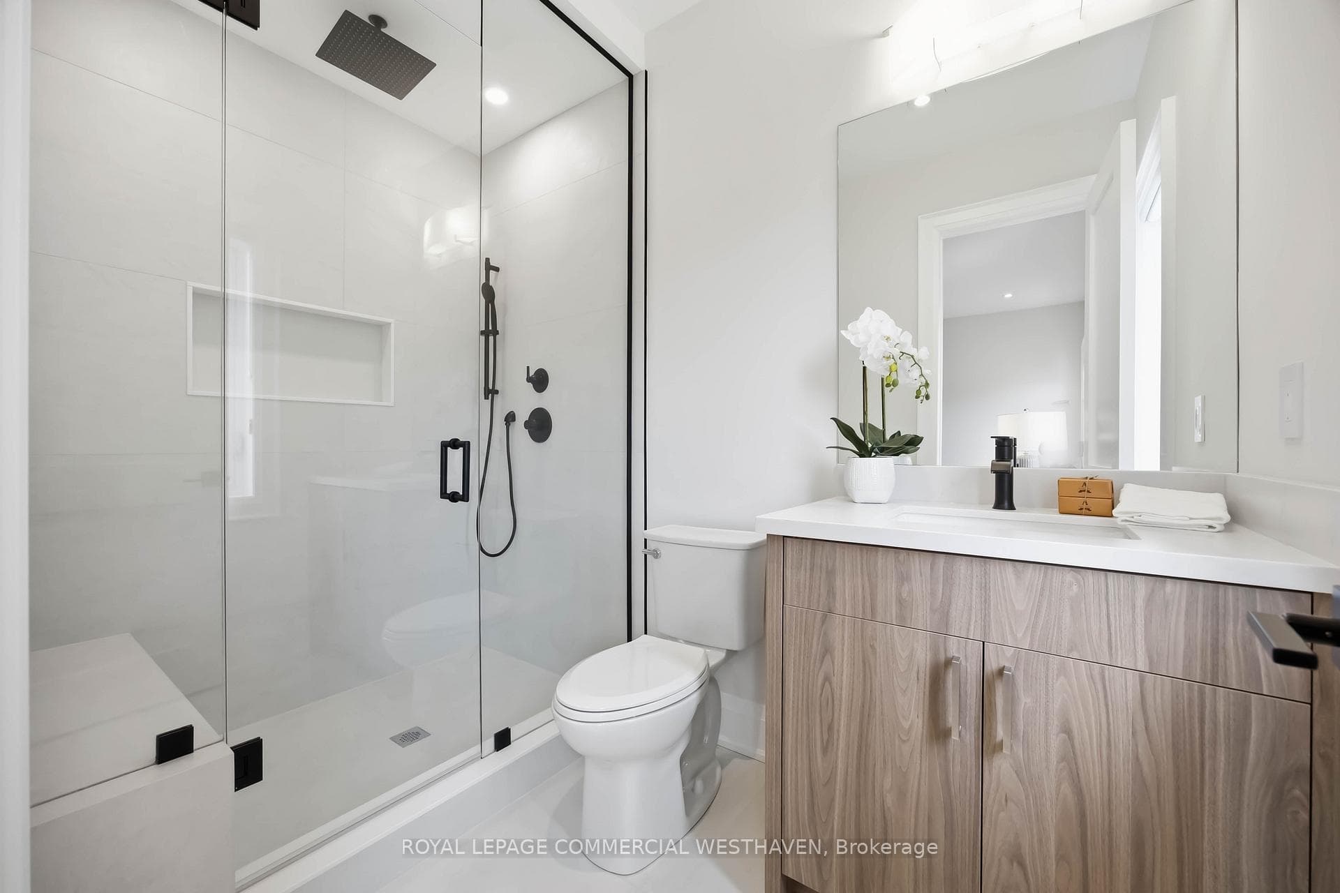 98 Charleswood Drive photo 20