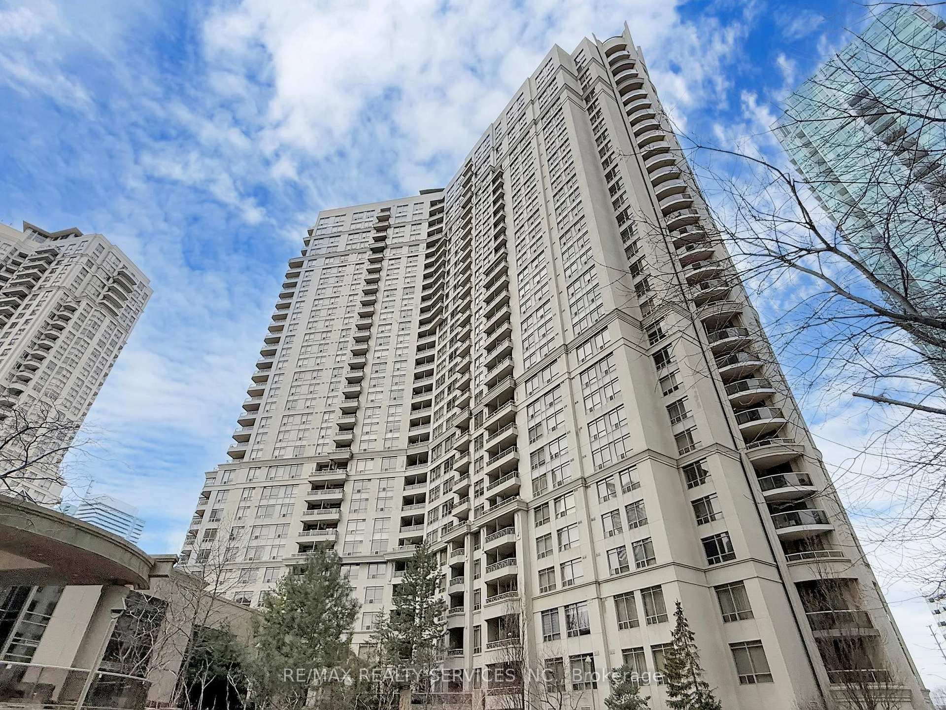 3880 Duke Of York Boulevard Unit 504 photo 2