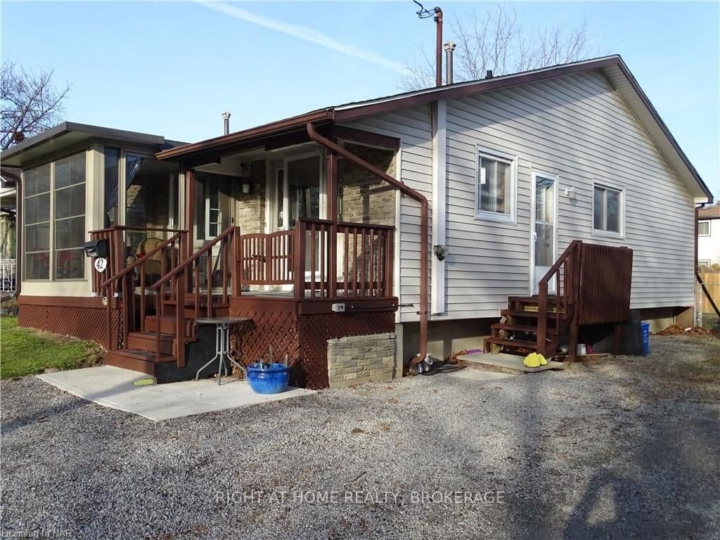 42 STANMARY Drive photo 3