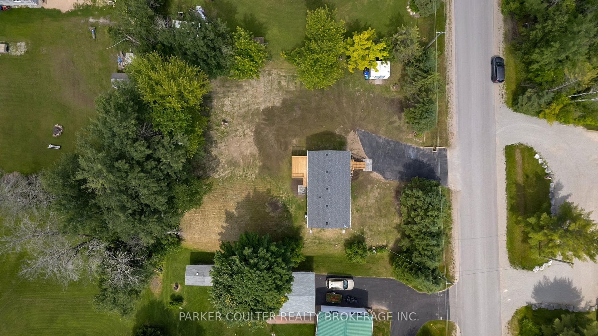 8 Caswell Road photo 47