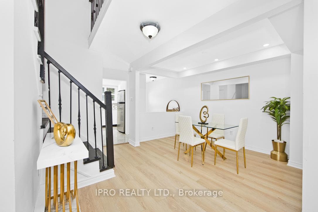 1915 Denmar Road Unit 116 photo 4