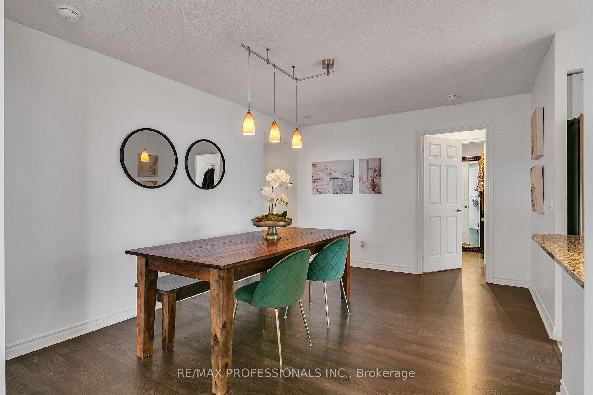5233 Dundas Street Unit 426 photo 13