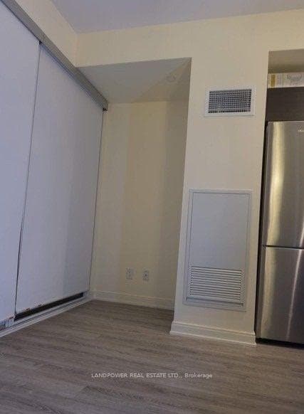 42 Charles Street Unit 908 photo 3