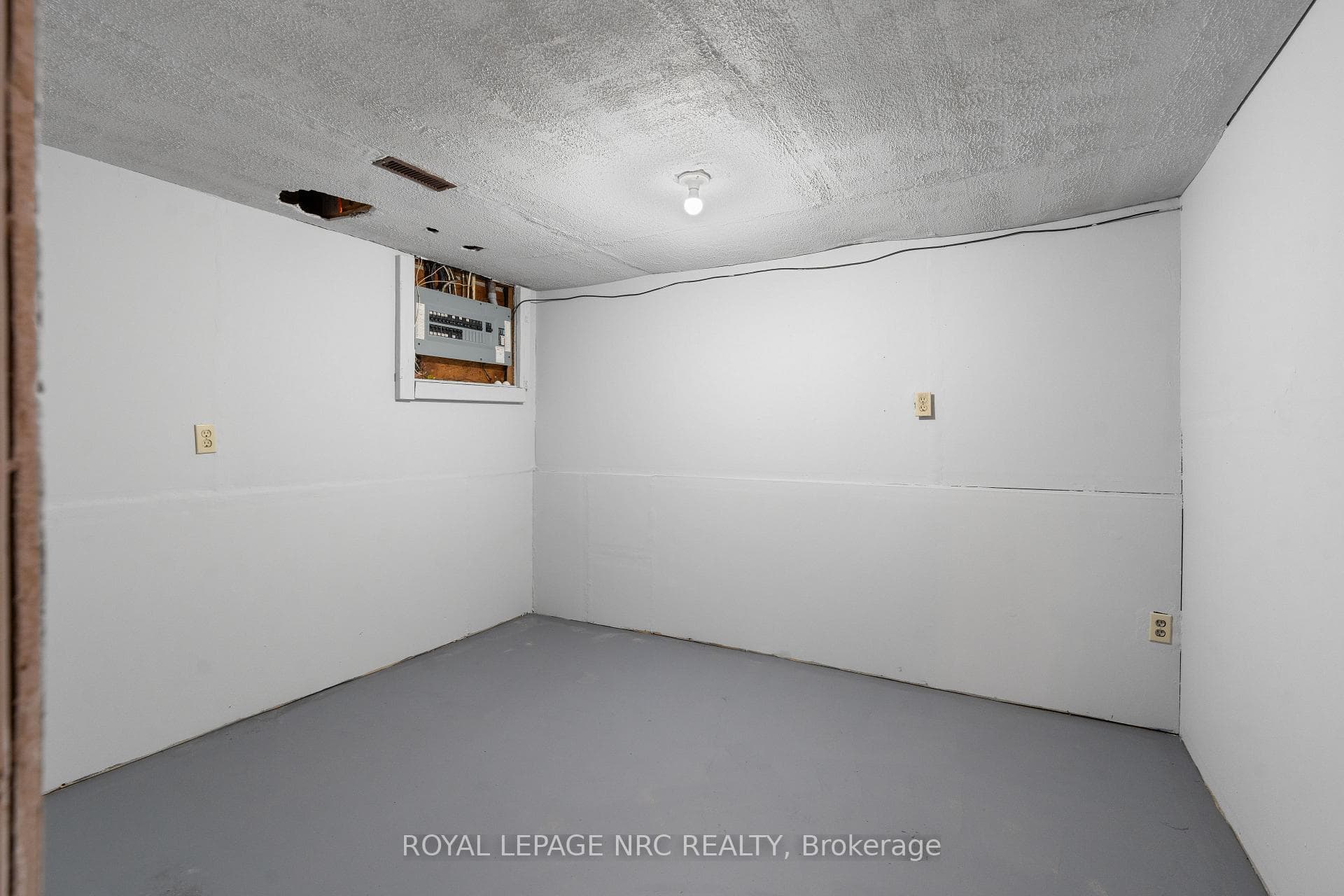 basement bonus room
