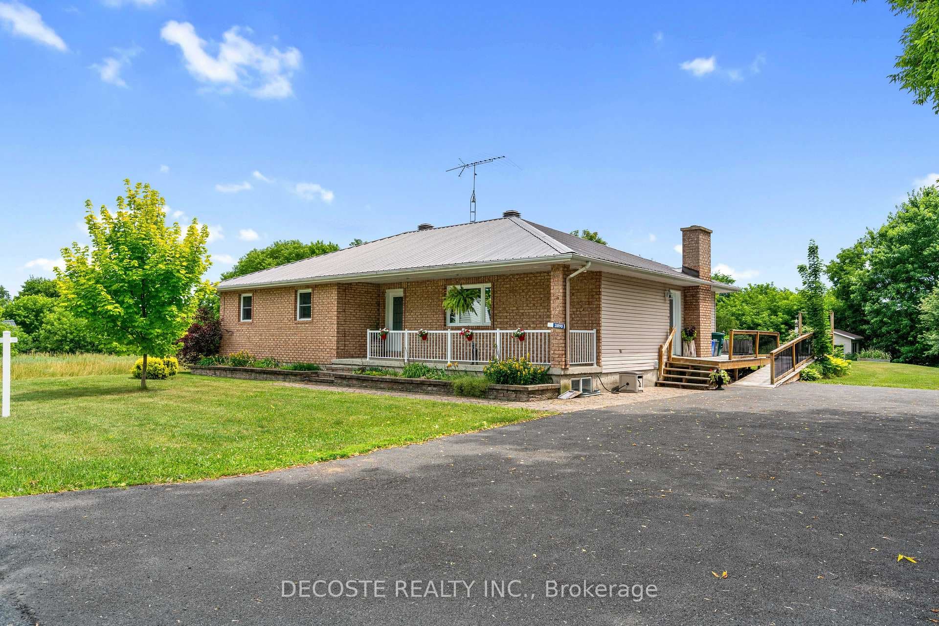 21890 County 10 Road photo 2