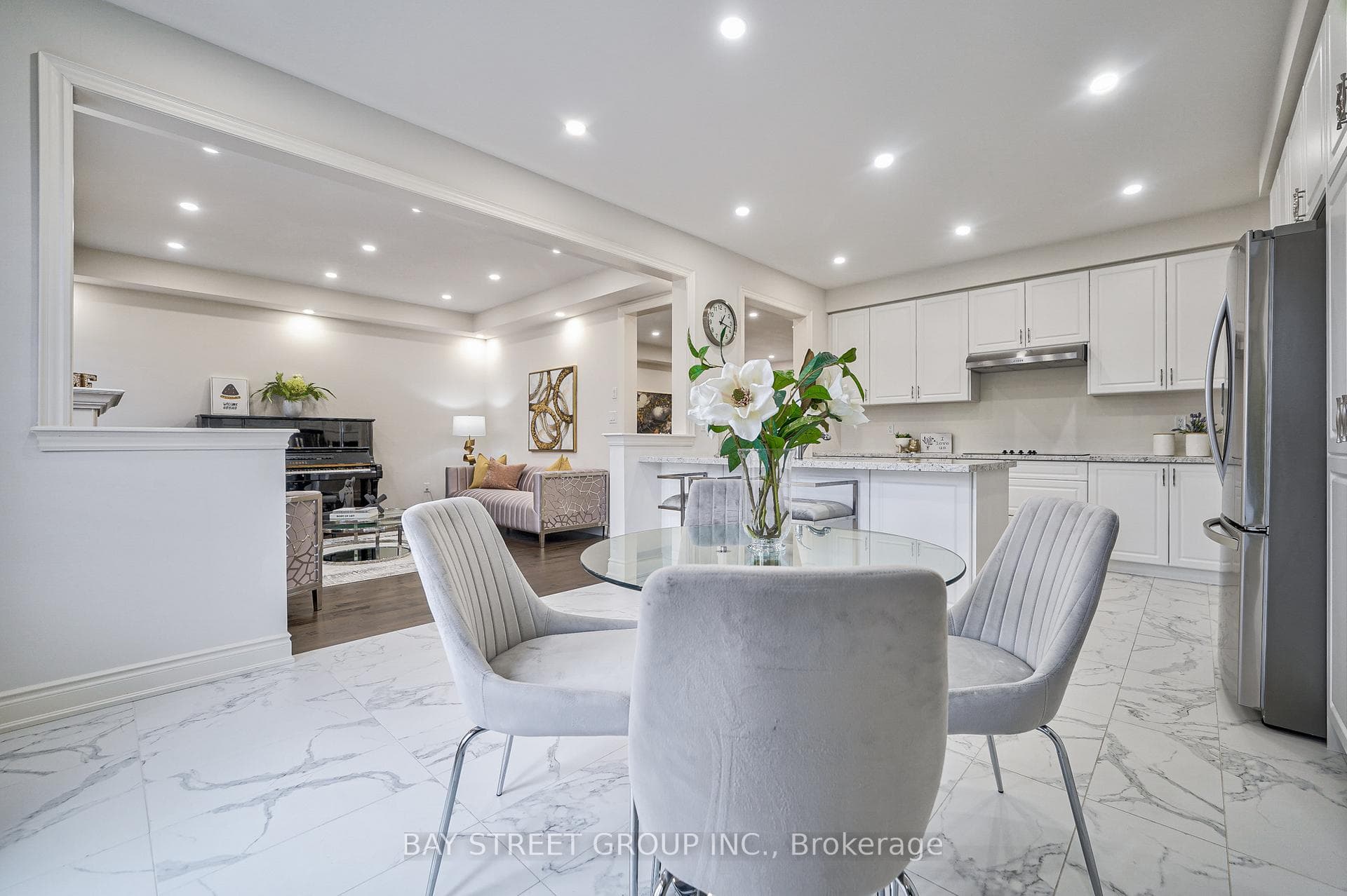 105 Mckean Drive photo 18