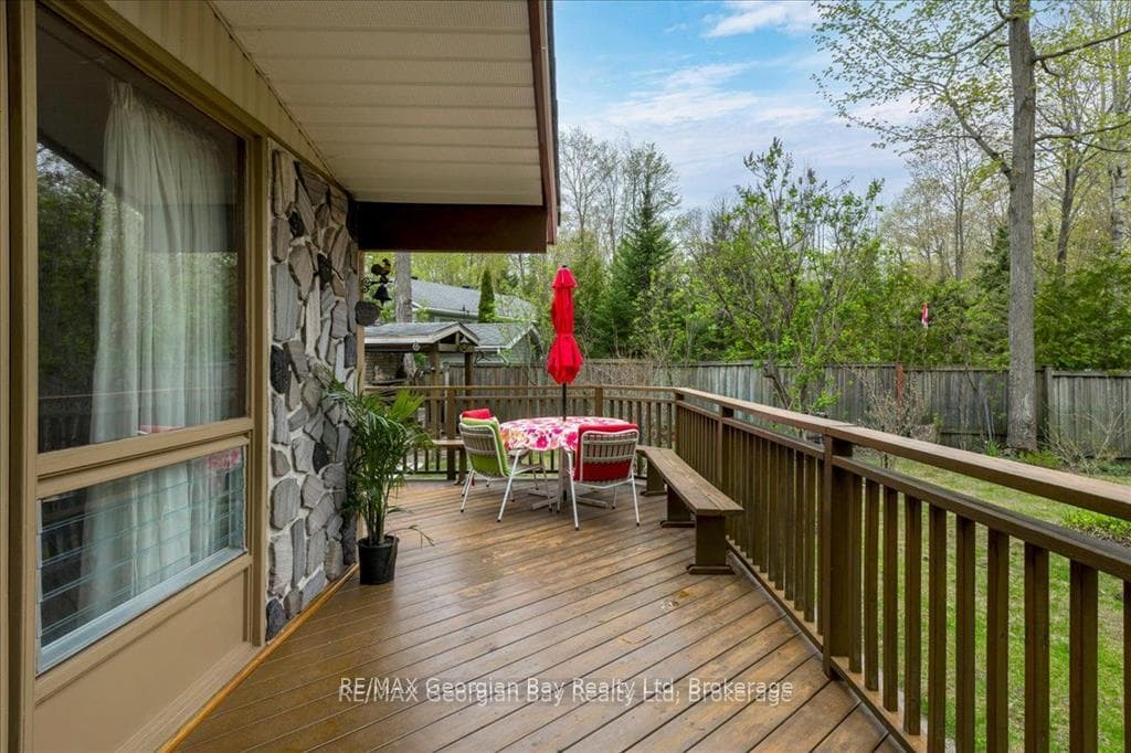 25 Tall Pines Drive photo 8